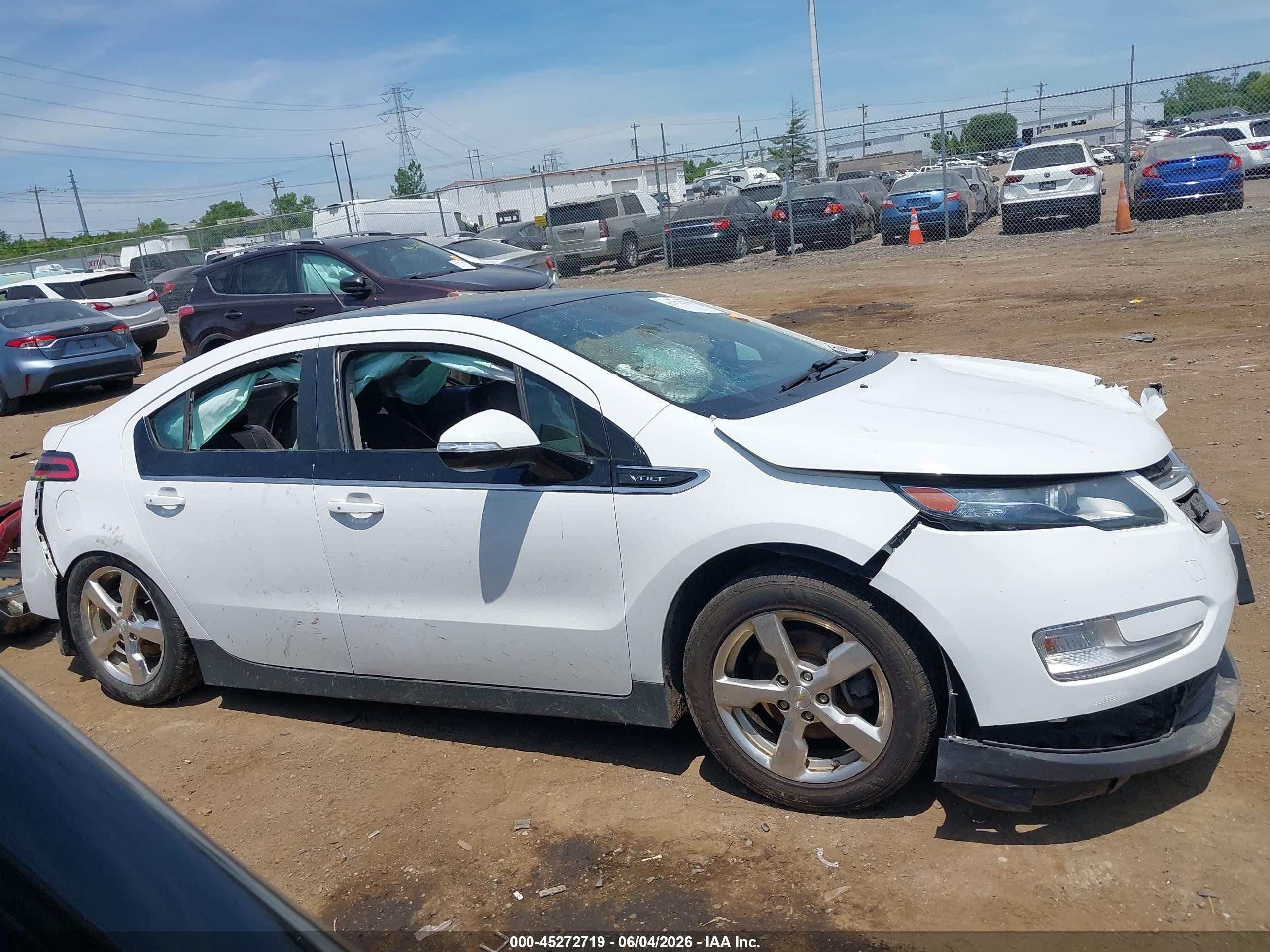 2012 Chevrolet Volt   Blue vin: 1G1RB6E45CU110614
