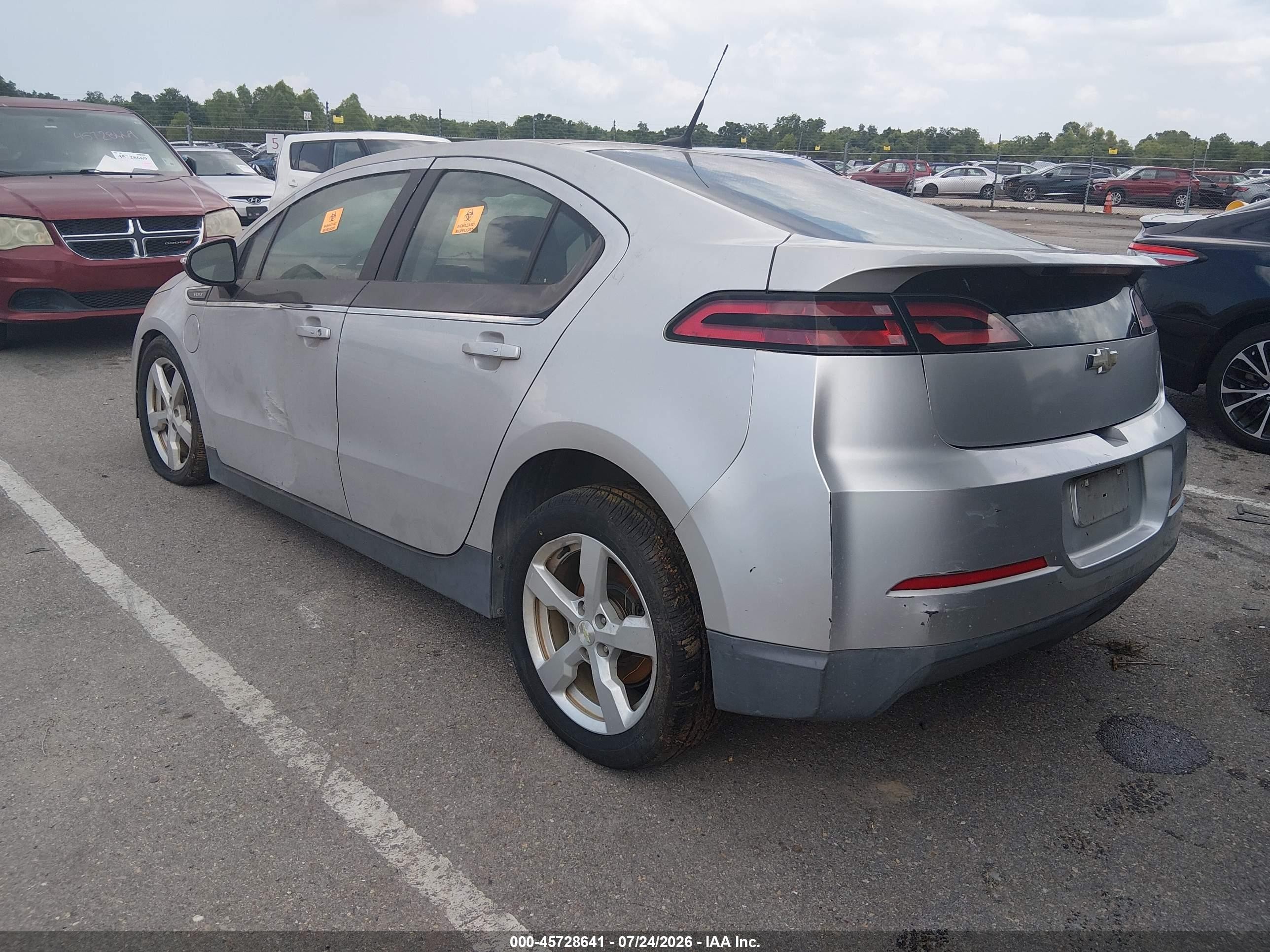 2013 Chevrolet Volt   Silver vin: 1G1RB6E45DU120822