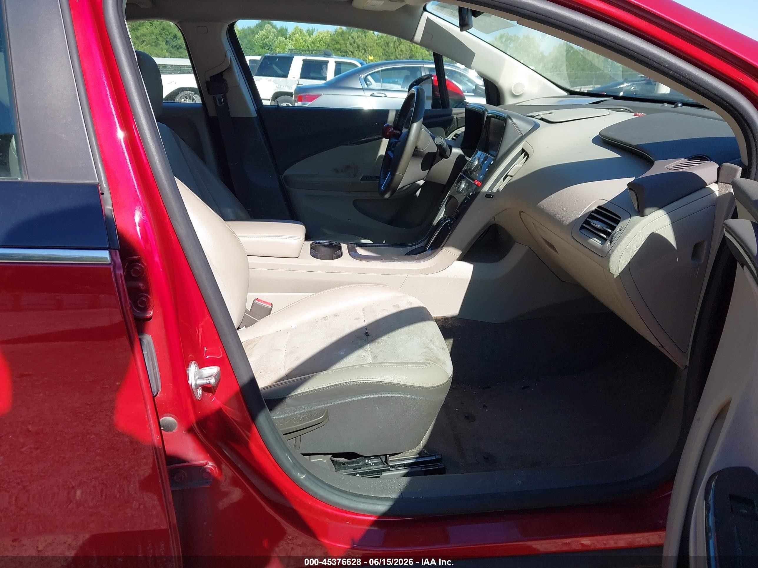 2013 Chevrolet Volt   Red vin: 1G1RB6E45DU145901