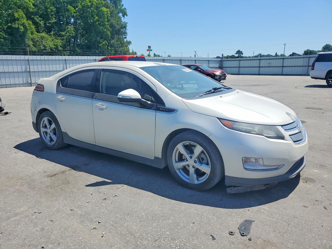 2014 Chevrolet Volt White vin: 1G1RB6E45EU123141