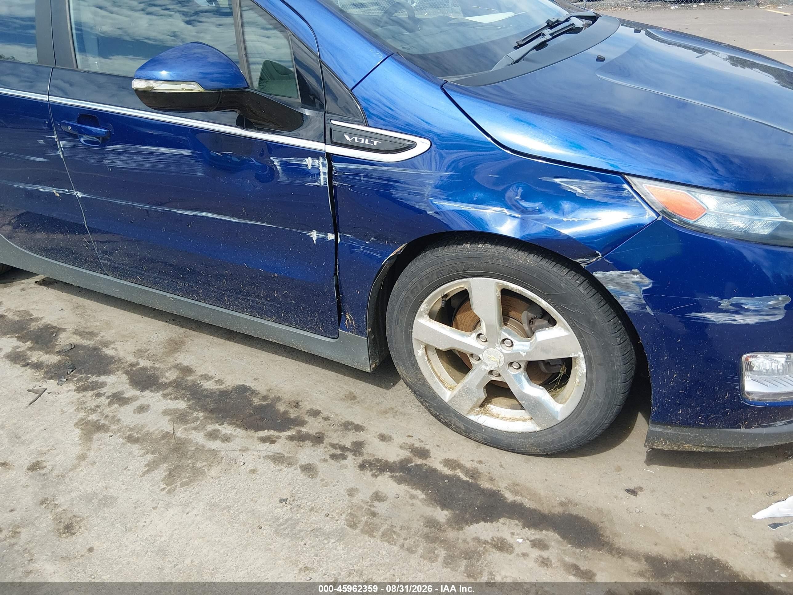 2012 Chevrolet Volt   Blue vin: 1G1RB6E46CU115787