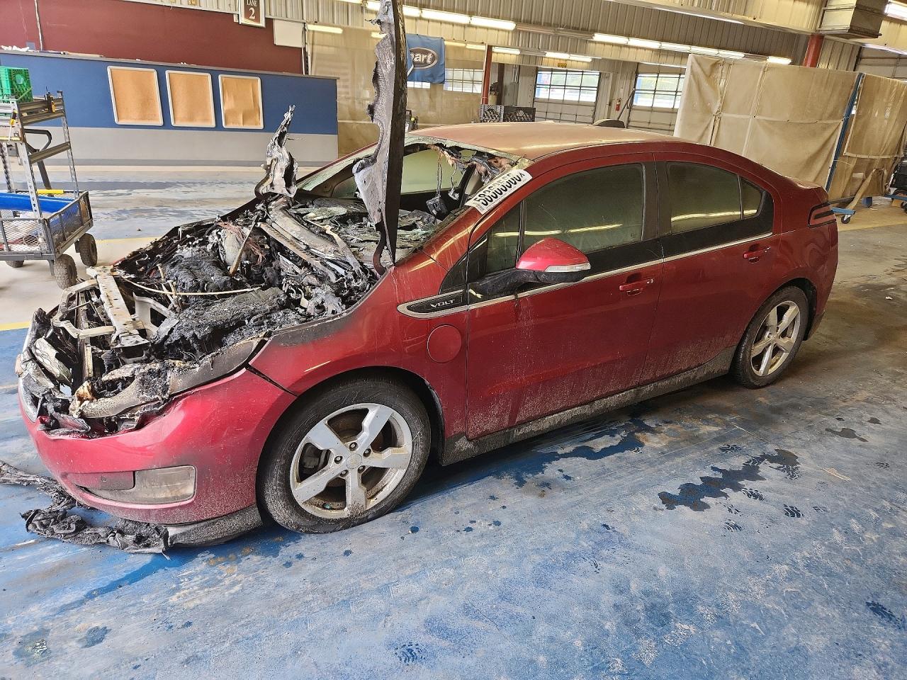2015 Chevrolet Volt Red vin: 1G1RB6E47FU103118