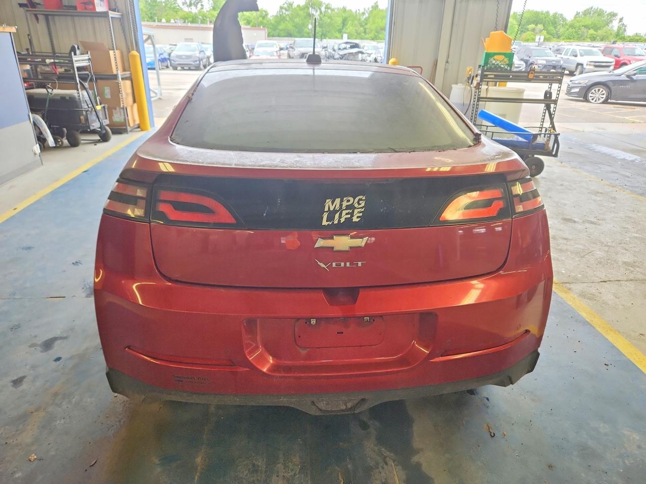 2015 Chevrolet Volt Red vin: 1G1RB6E47FU103118