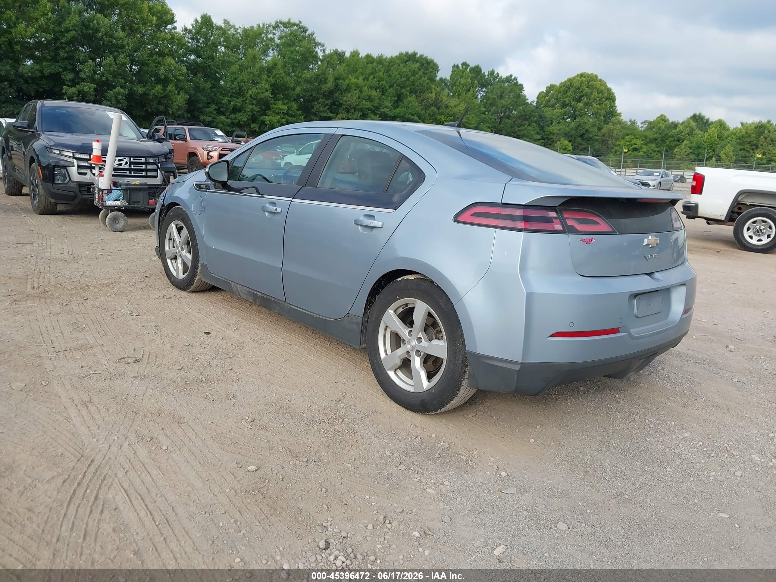 2013 Chevrolet Volt   Blue vin: 1G1RB6E48DU135167