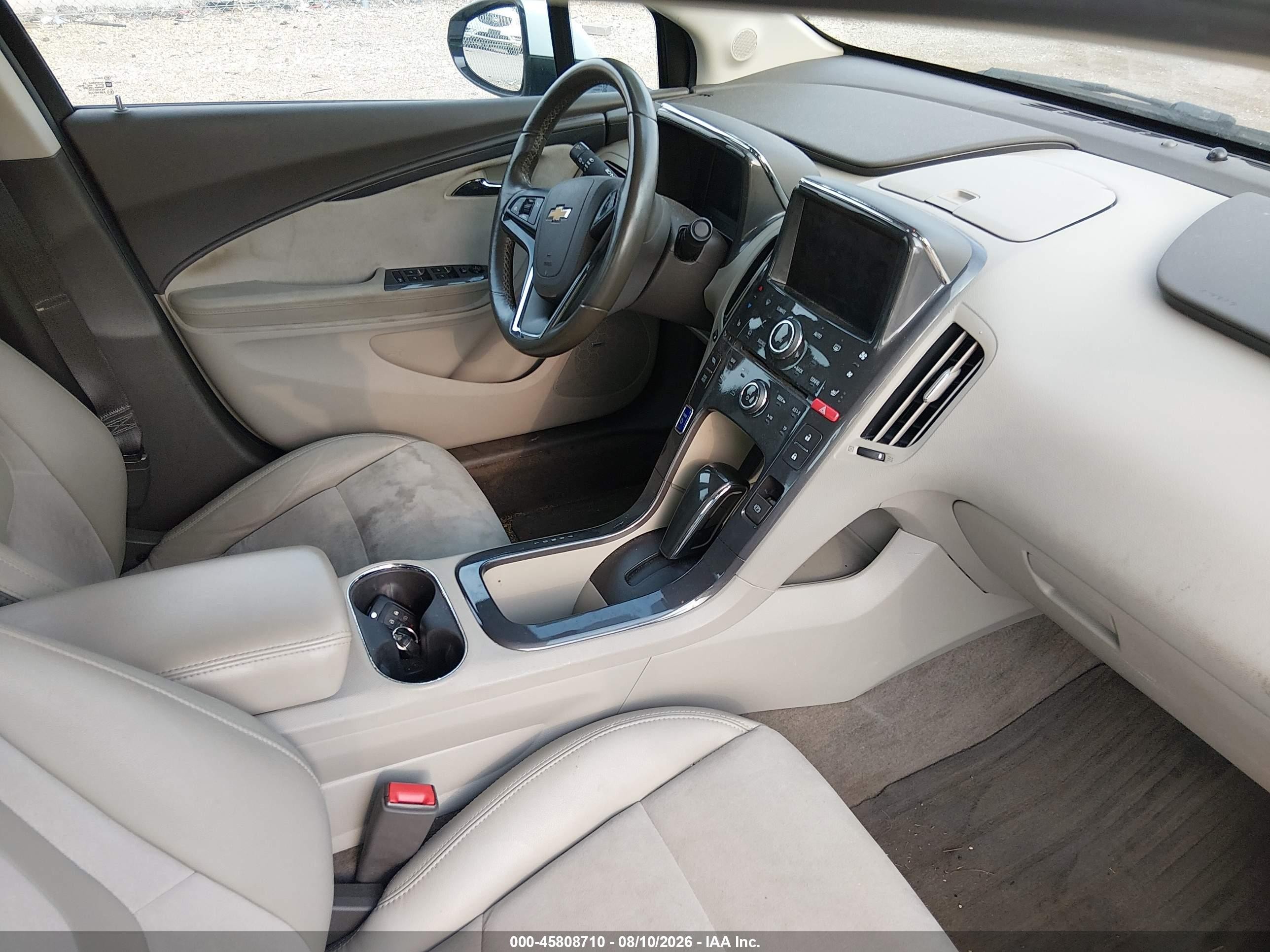 2015 Chevrolet Volt   White vin: 1G1RB6E4XFU105168