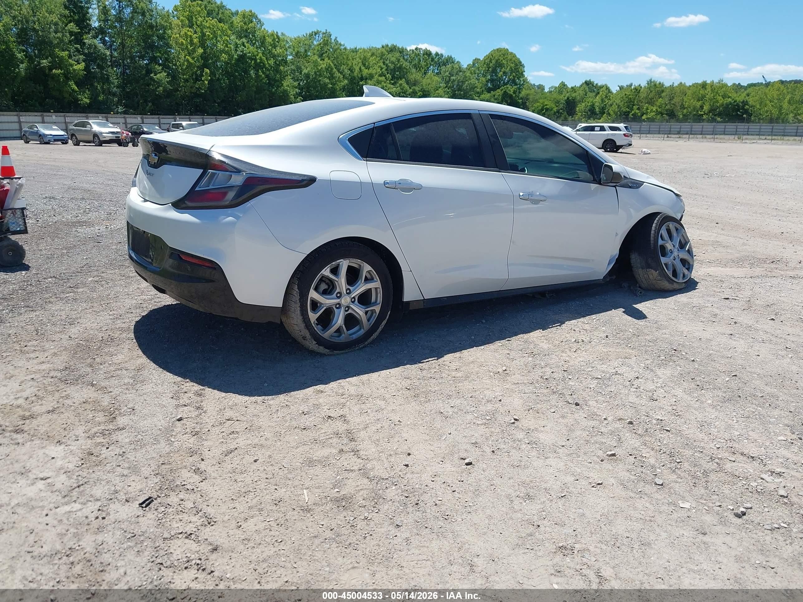 2017 Chevrolet Volt Premier White vin: 1G1RB6S52HU117699