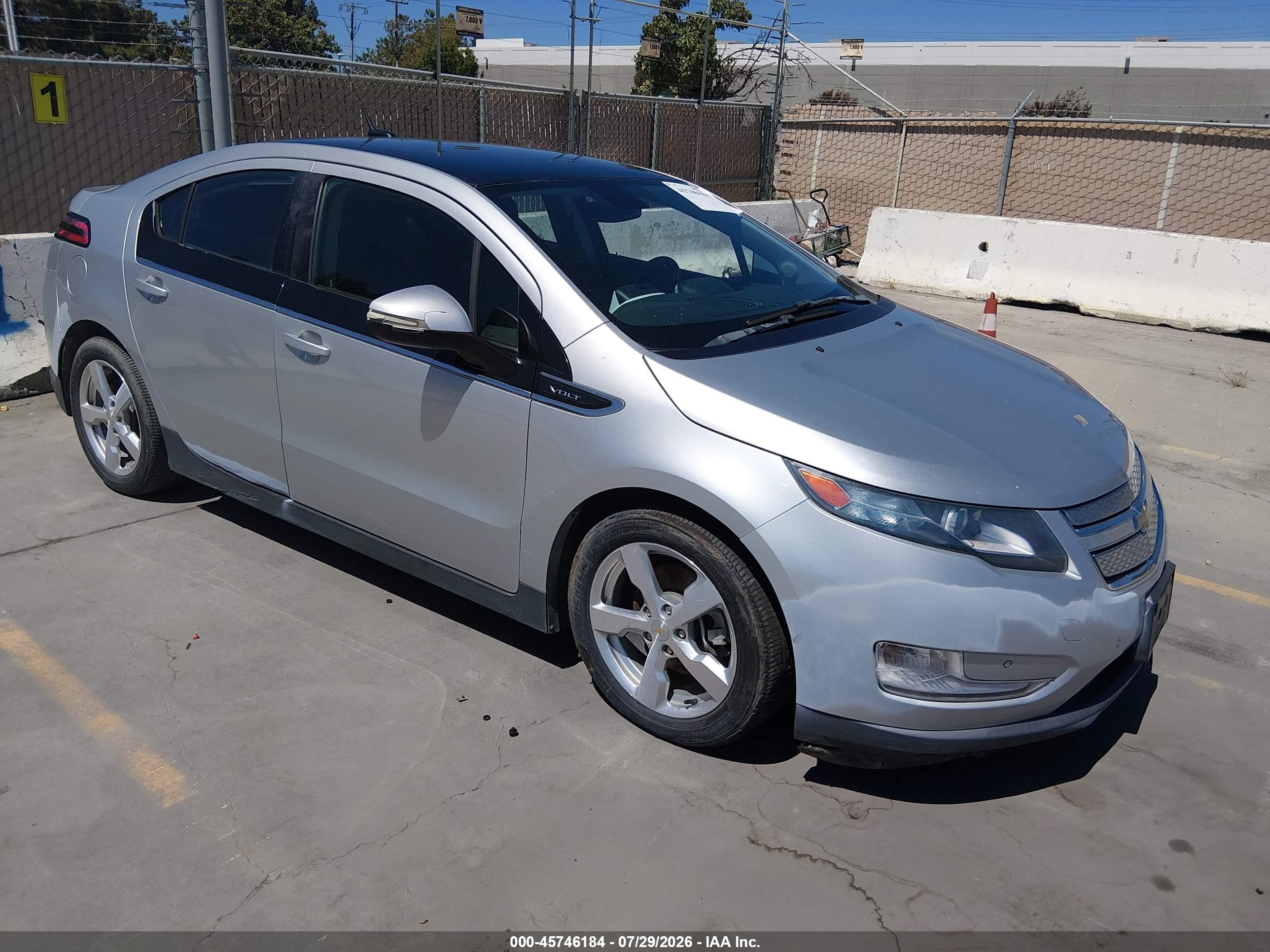 2011 Chevrolet Volt   Silver vin: 1G1RC6E41BU100142