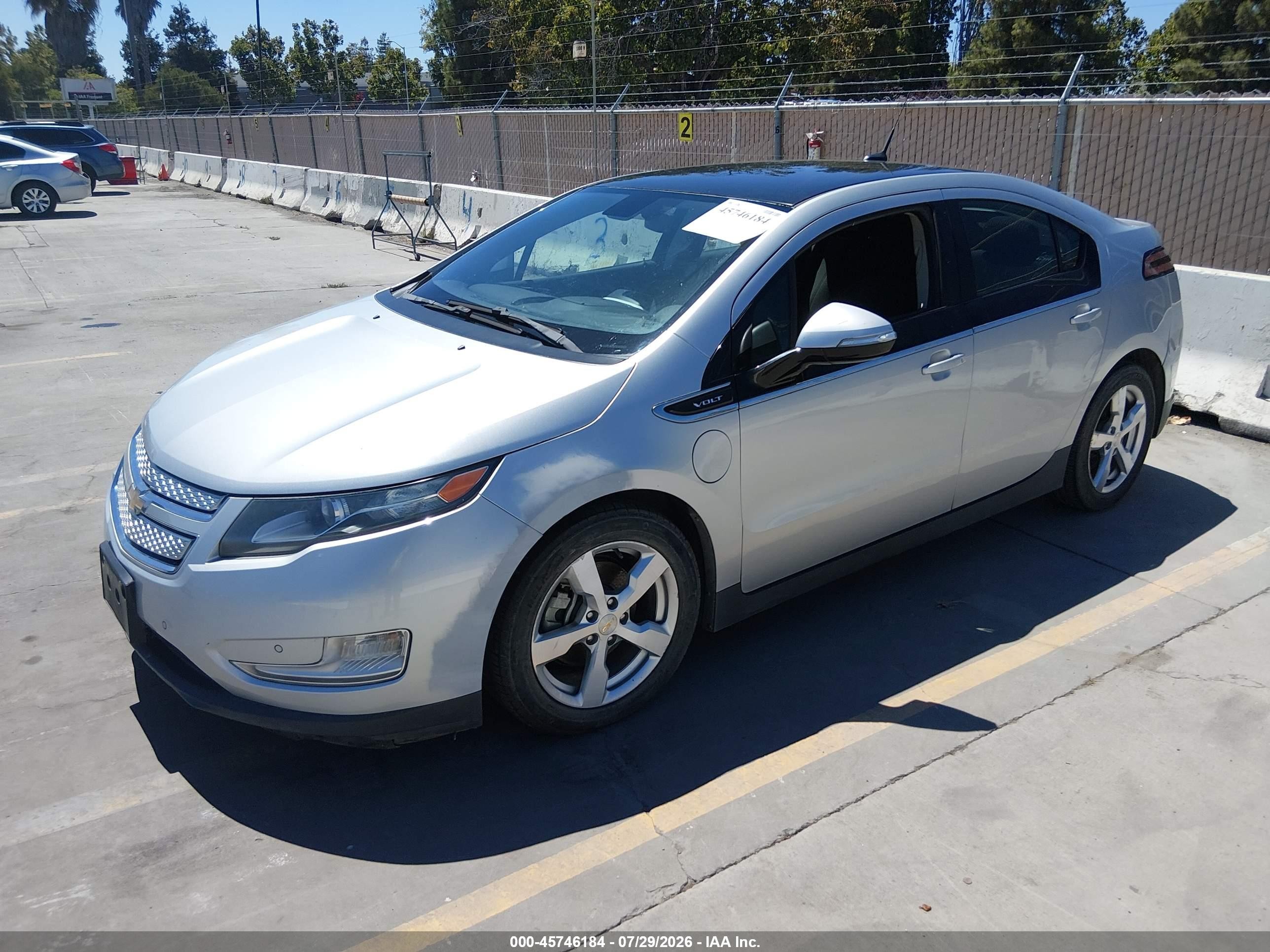 2011 Chevrolet Volt   Silver vin: 1G1RC6E41BU100142