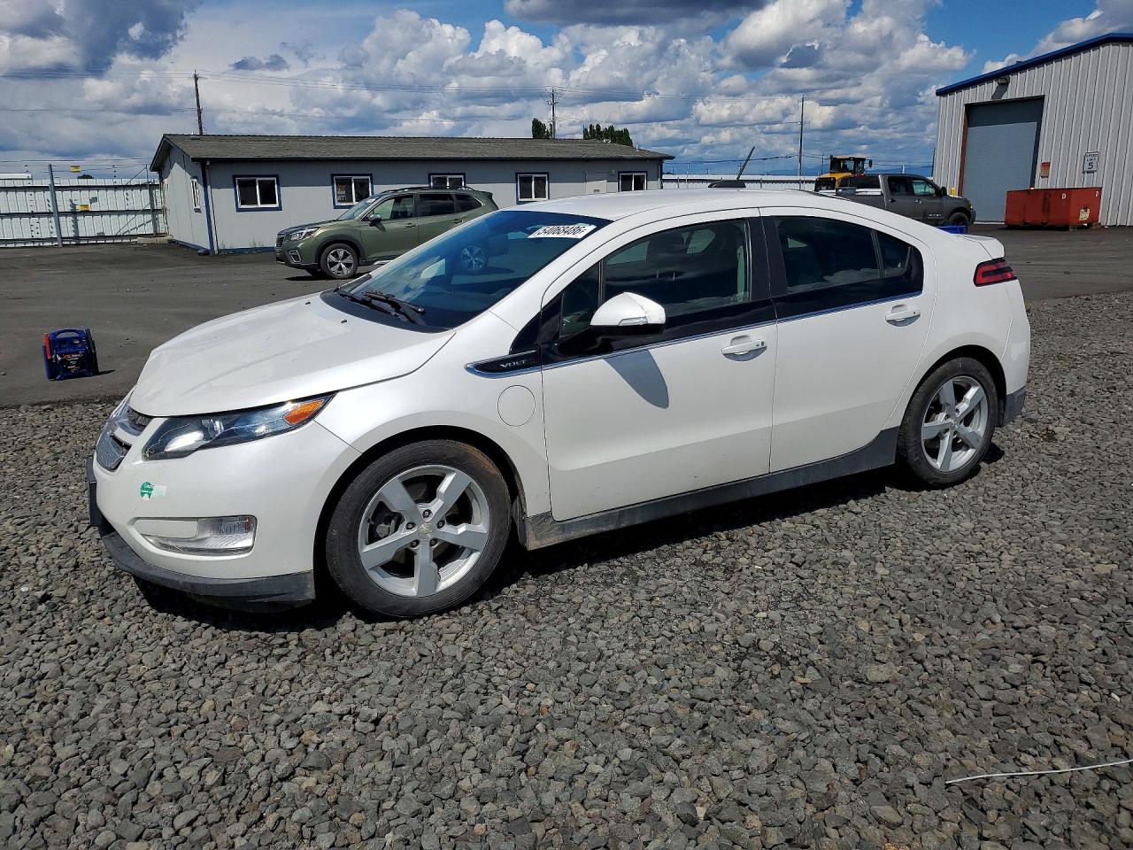 1G1RC6E41FU126083