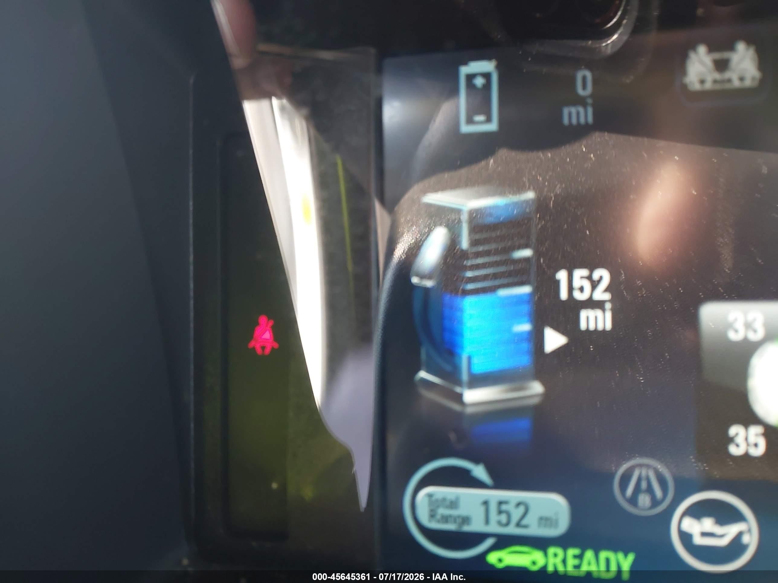 2015 Chevrolet Volt   White vin: 1G1RC6E46FU108761