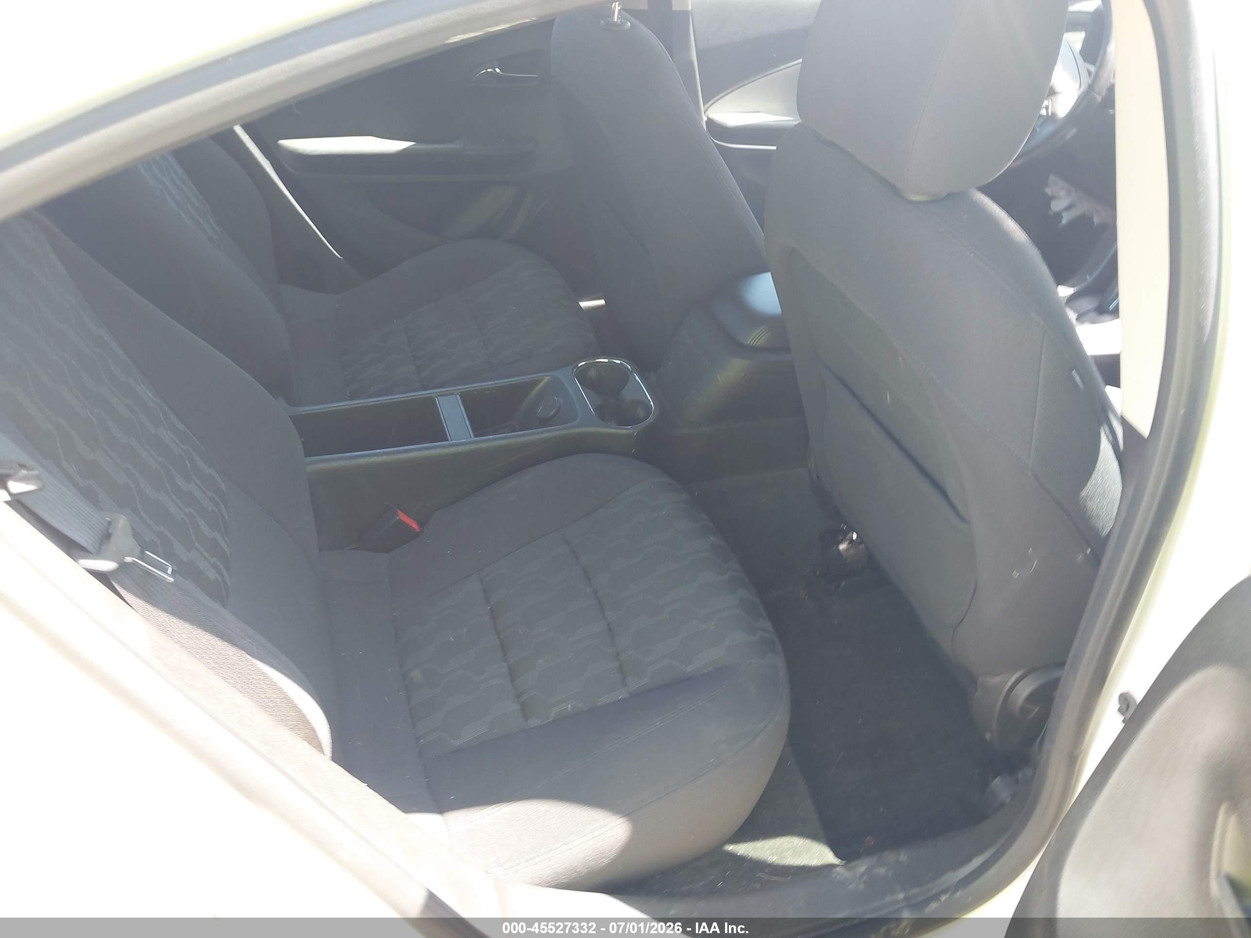 2014 Chevrolet Volt   White vin: 1G1RC6E49EU123981