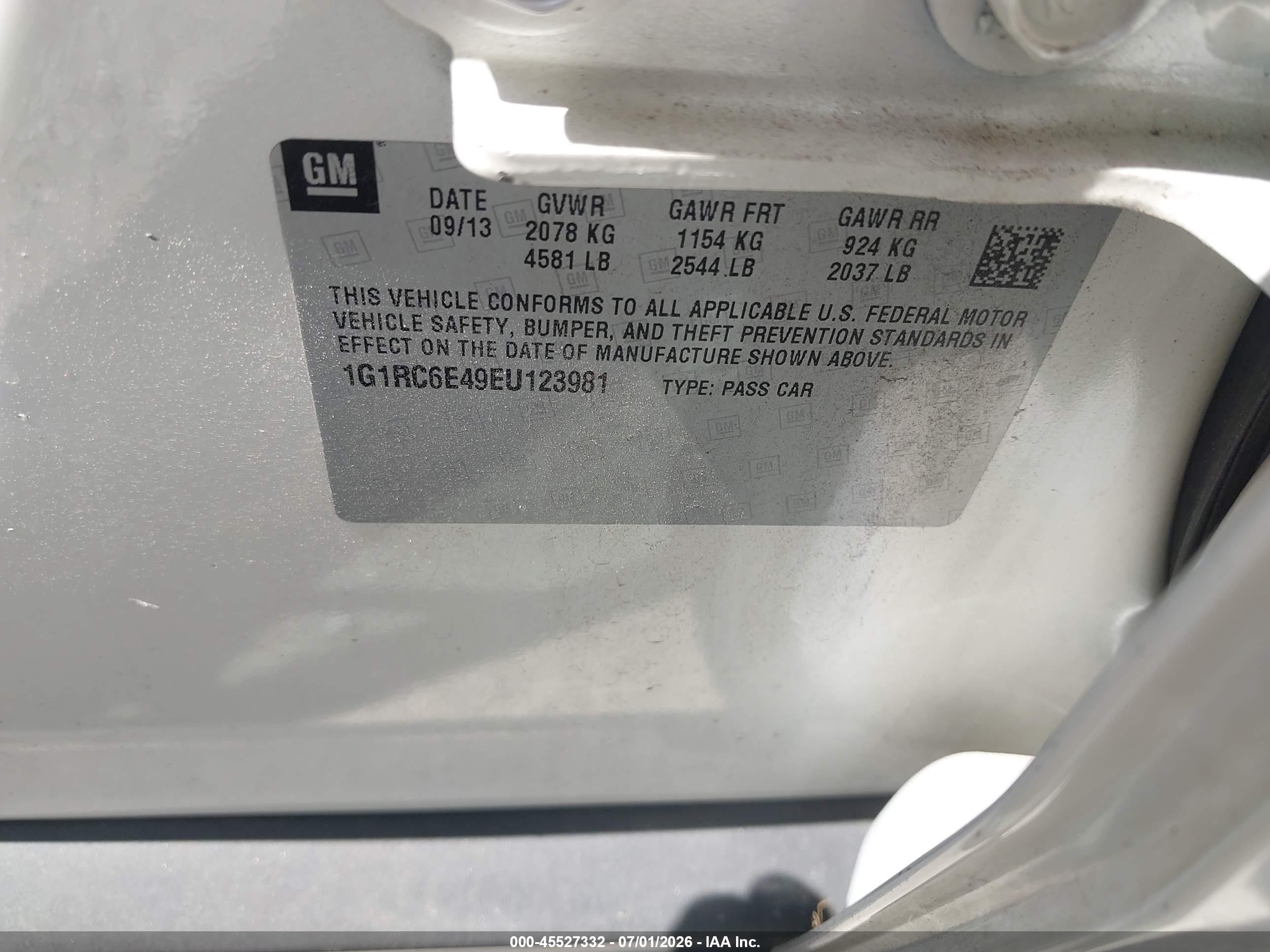2014 Chevrolet Volt   White vin: 1G1RC6E49EU123981