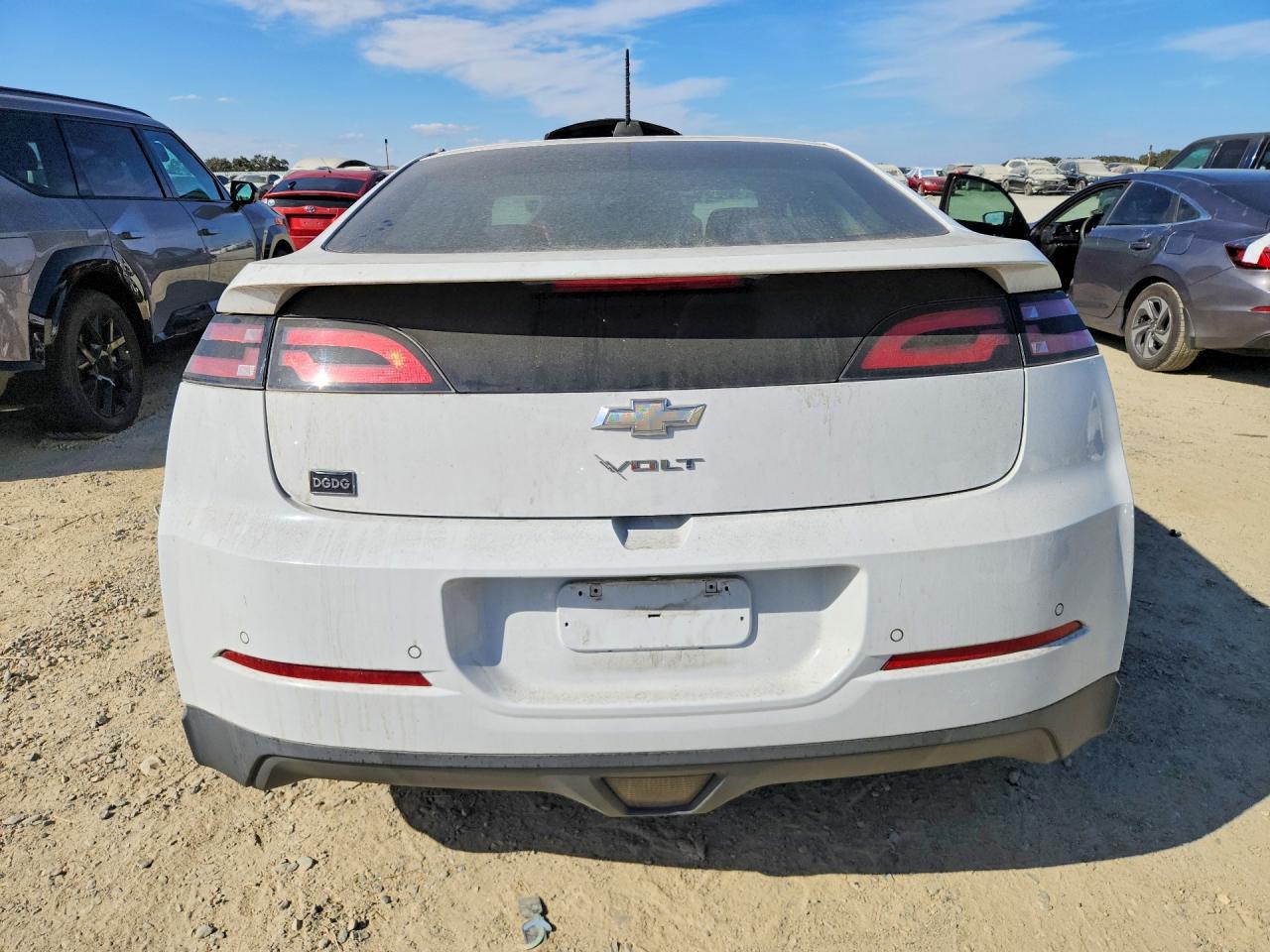 2015 Chevrolet Volt White vin: 1G1RC6E49FU103604