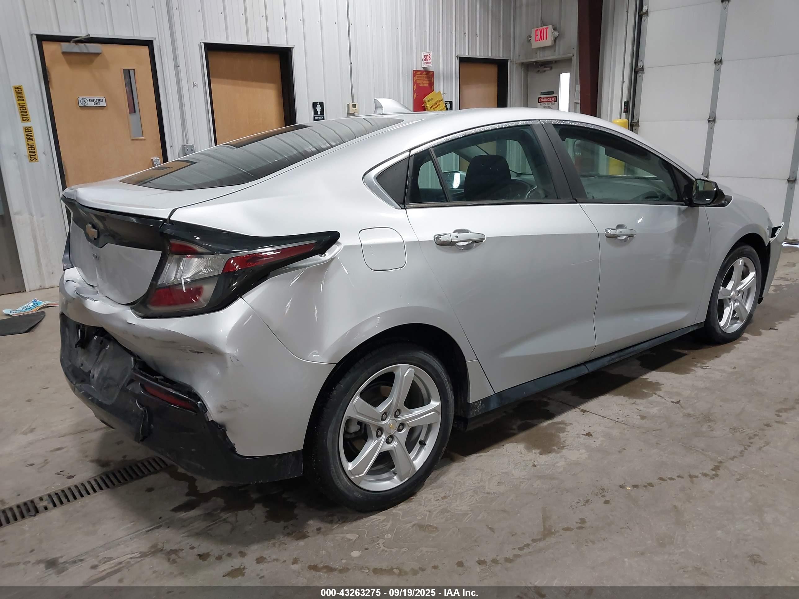 2018 Chevrolet Volt Lt Silver vin: 1G1RC6S58JU116883