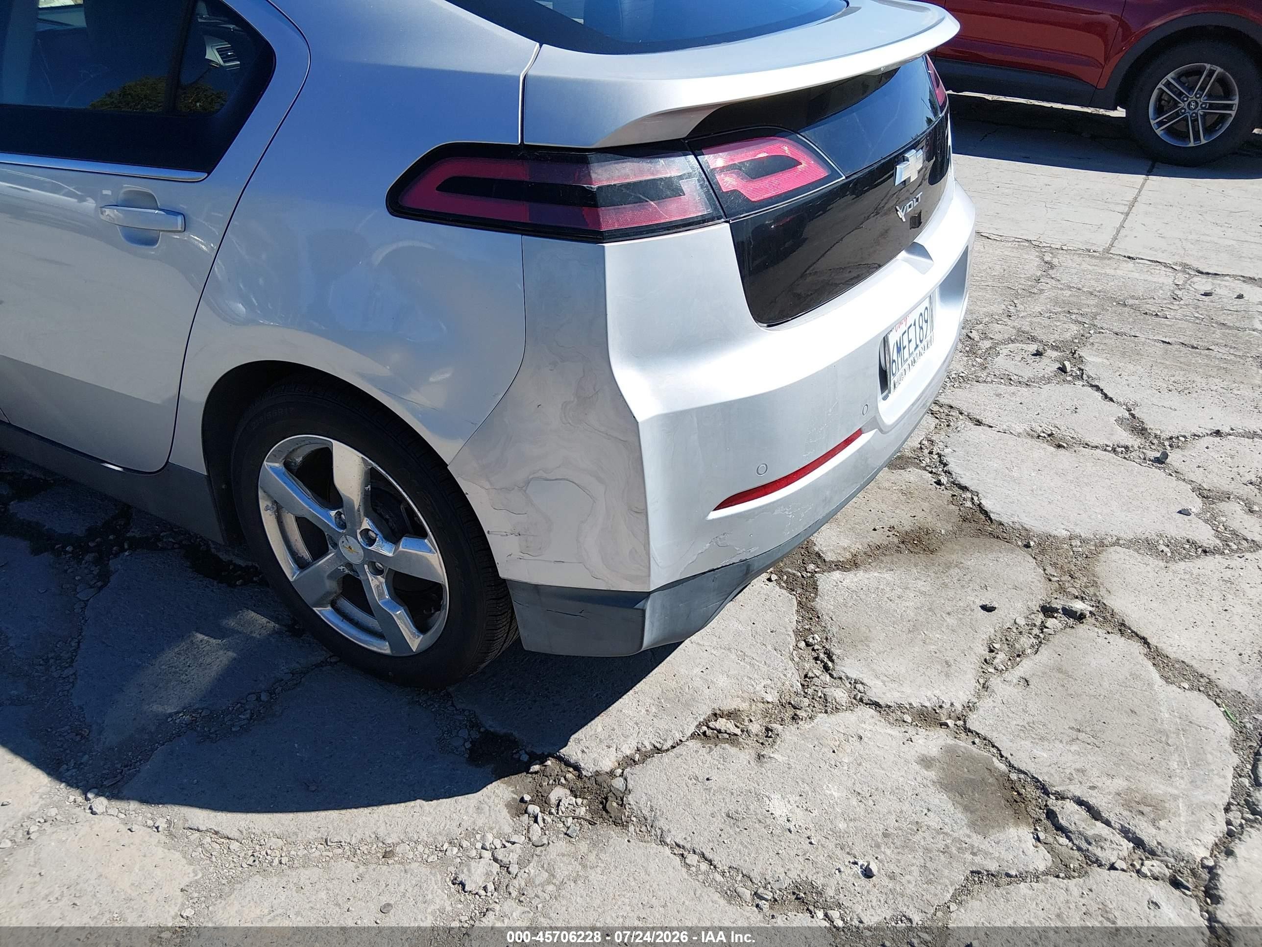 2011 Chevrolet Volt   Silver vin: 1G1RD6E40BU100579