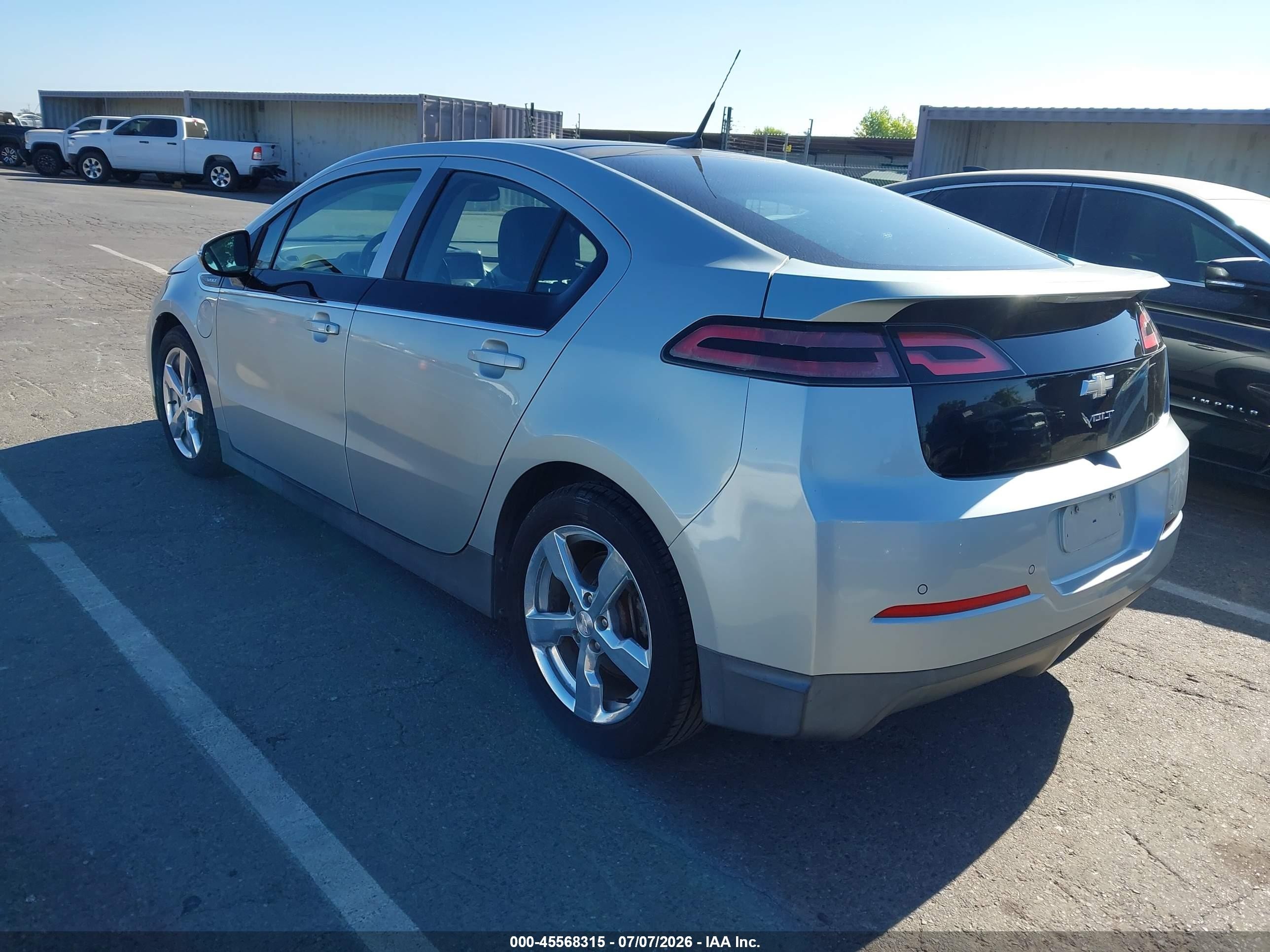 2011 Chevrolet Volt   Silver vin: 1G1RD6E40BU101487