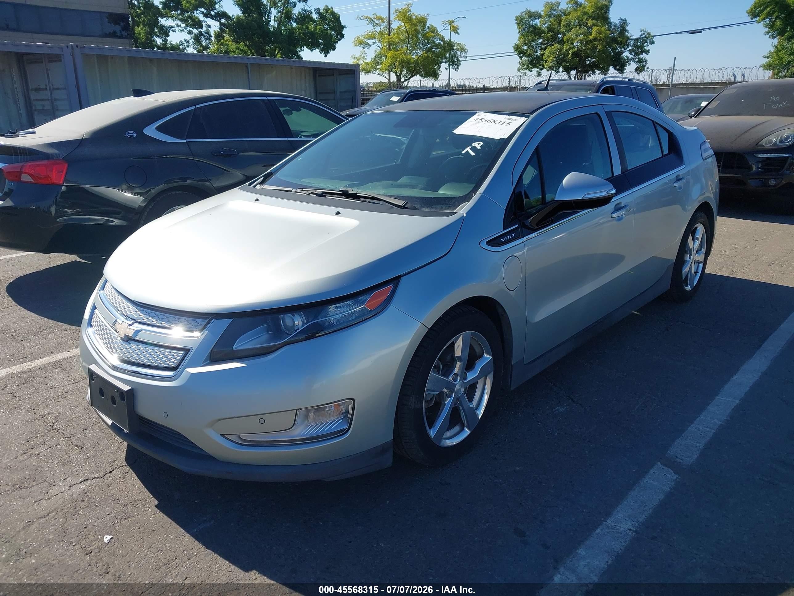 2011 Chevrolet Volt   Silver vin: 1G1RD6E40BU101487