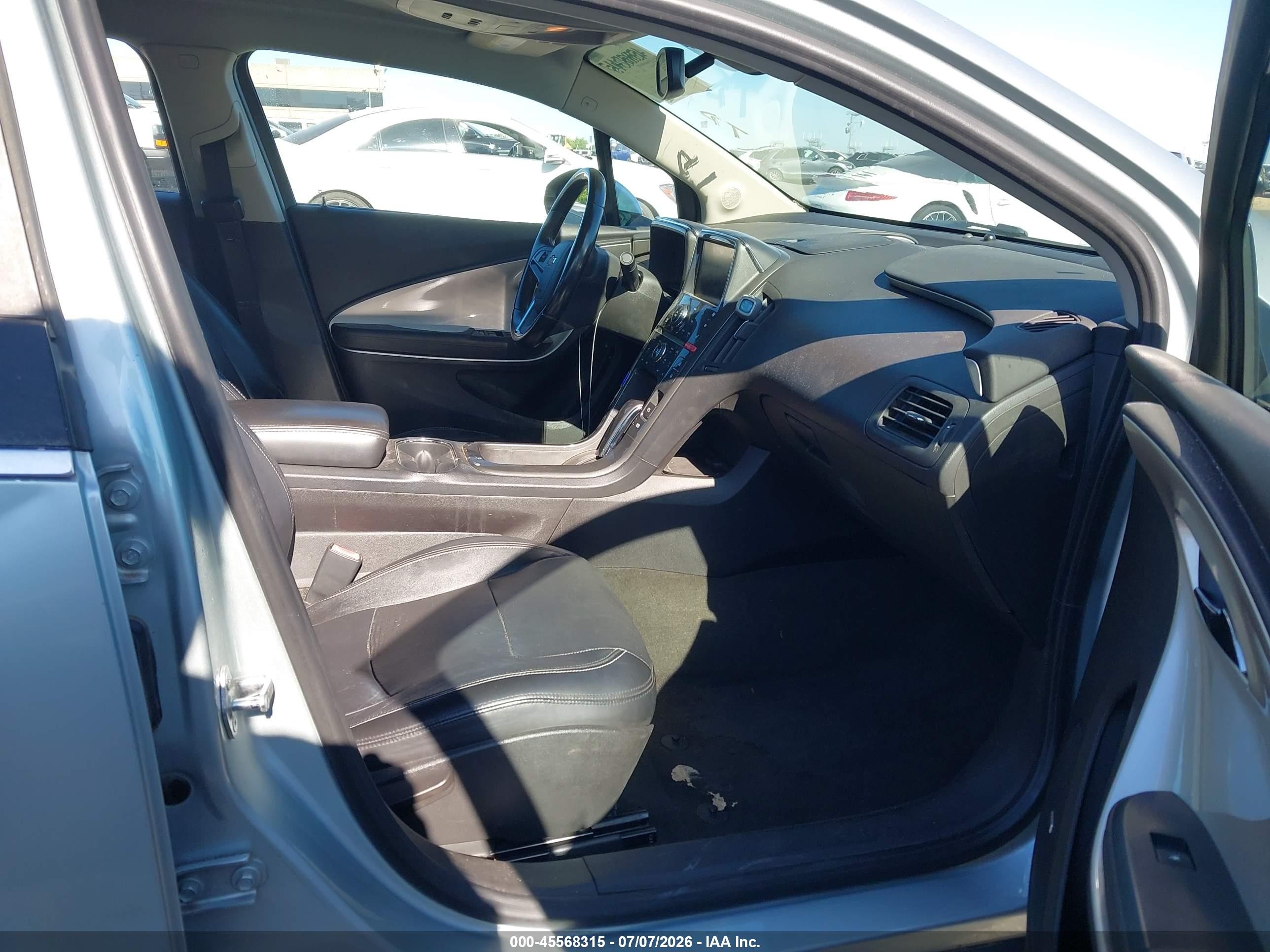 2011 Chevrolet Volt   Silver vin: 1G1RD6E40BU101487