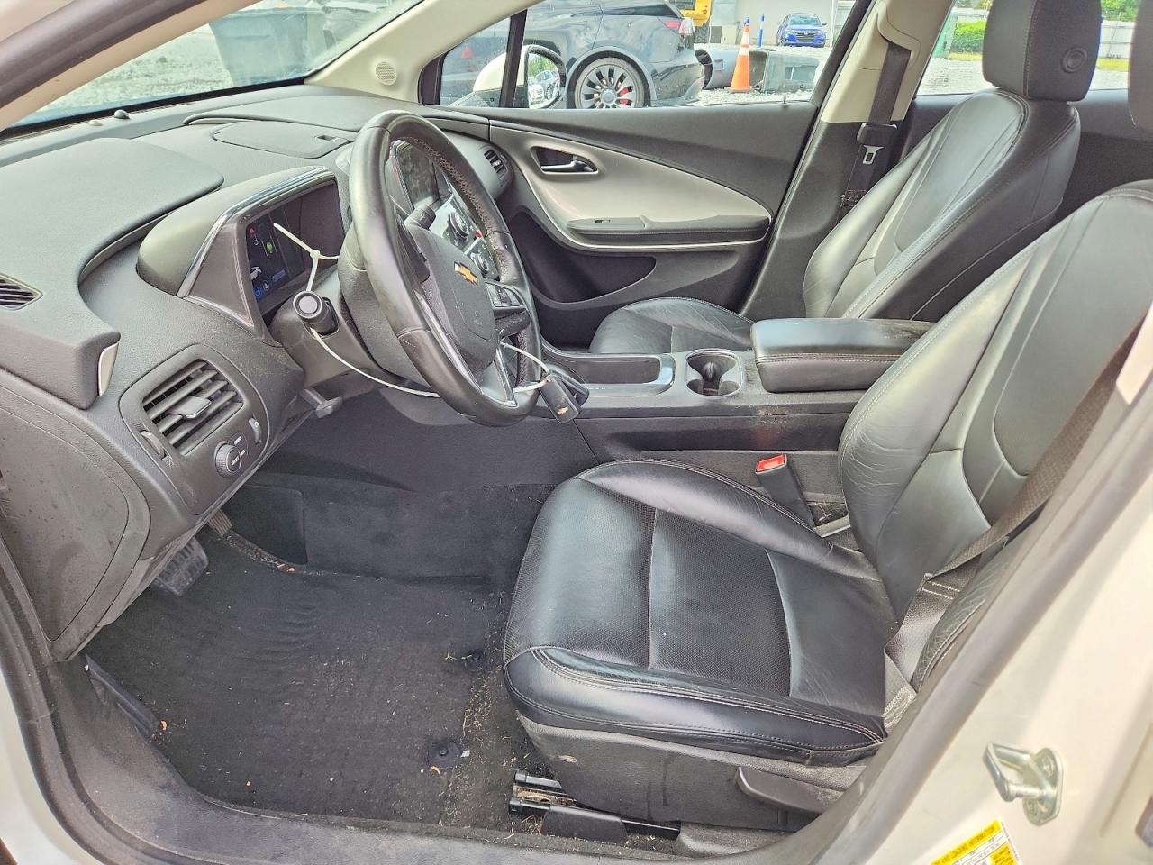2012 Chevrolet Volt Cream vin: 1G1RD6E40CU105489