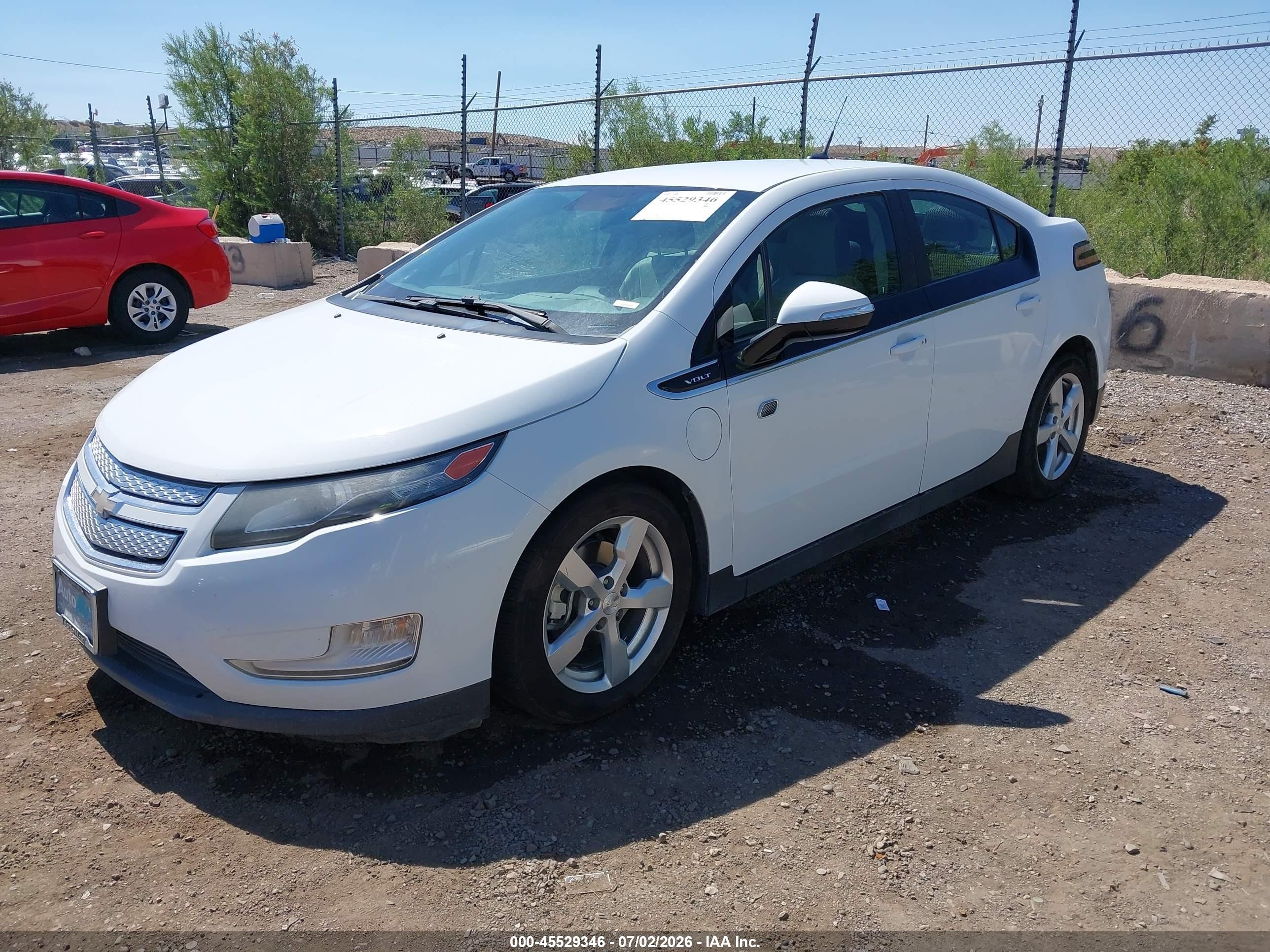 2014 Chevrolet Volt   White vin: 1G1RD6E43EU131622