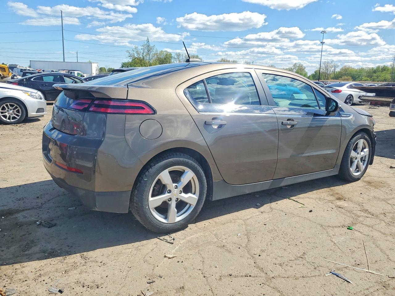 2015 Chevrolet Volt Brown vin: 1G1RD6E43FU104082