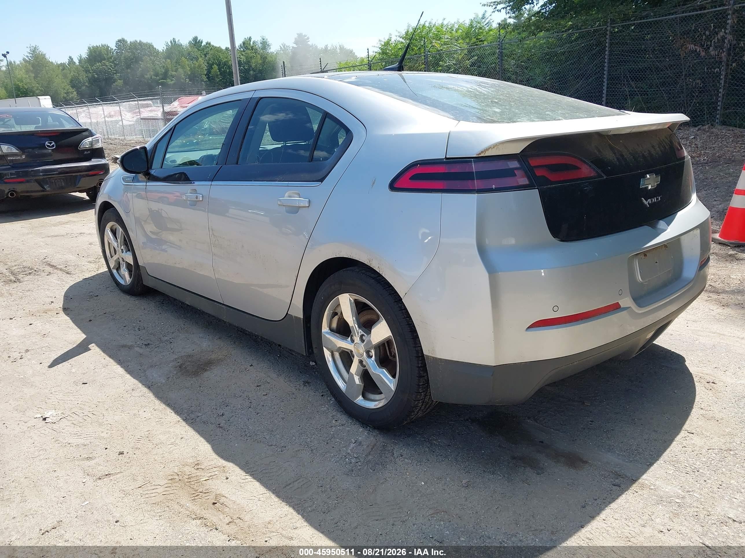 2011 Chevrolet Volt   Silver vin: 1G1RD6E44BU101265