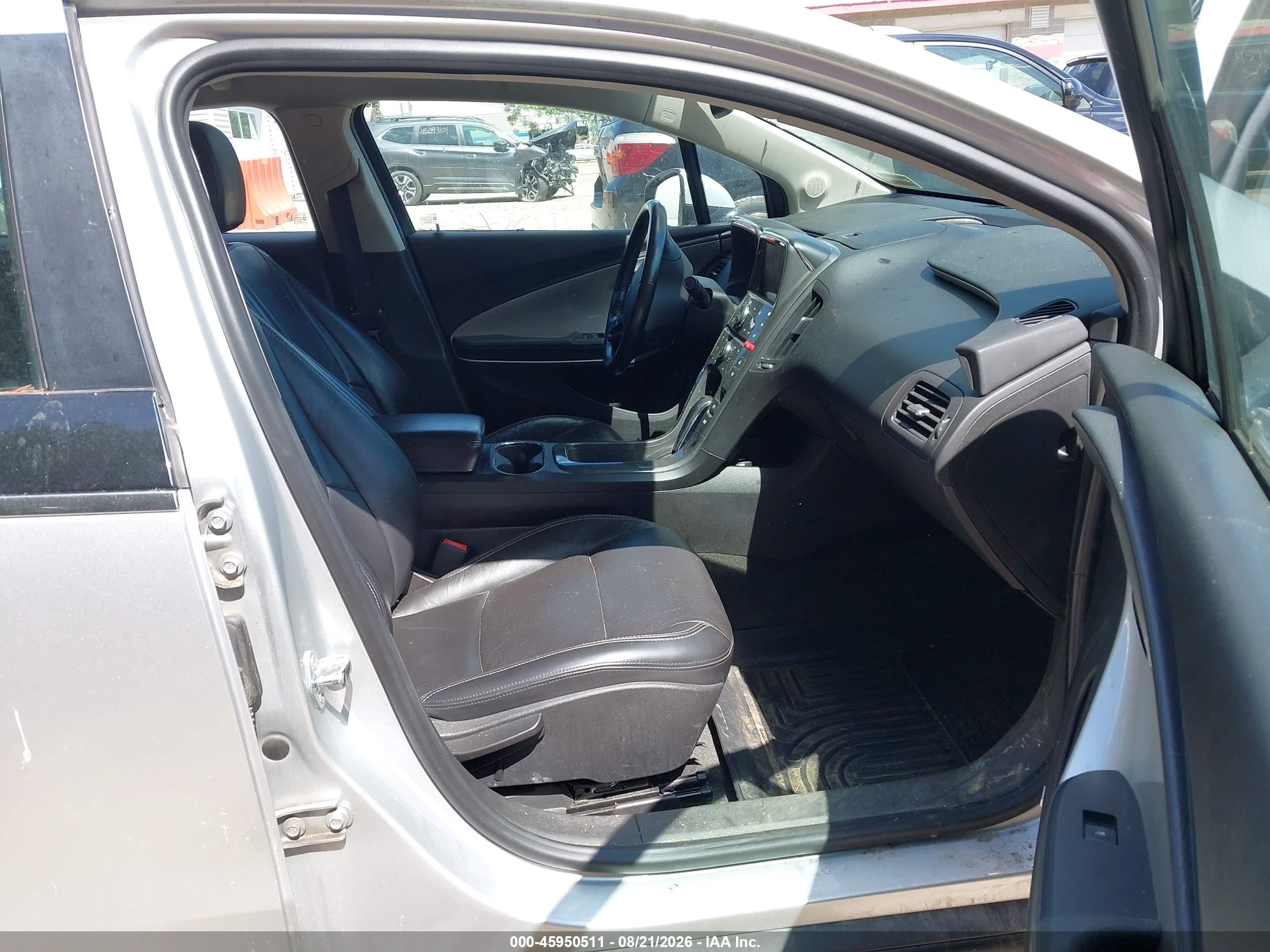 2011 Chevrolet Volt   Silver vin: 1G1RD6E44BU101265