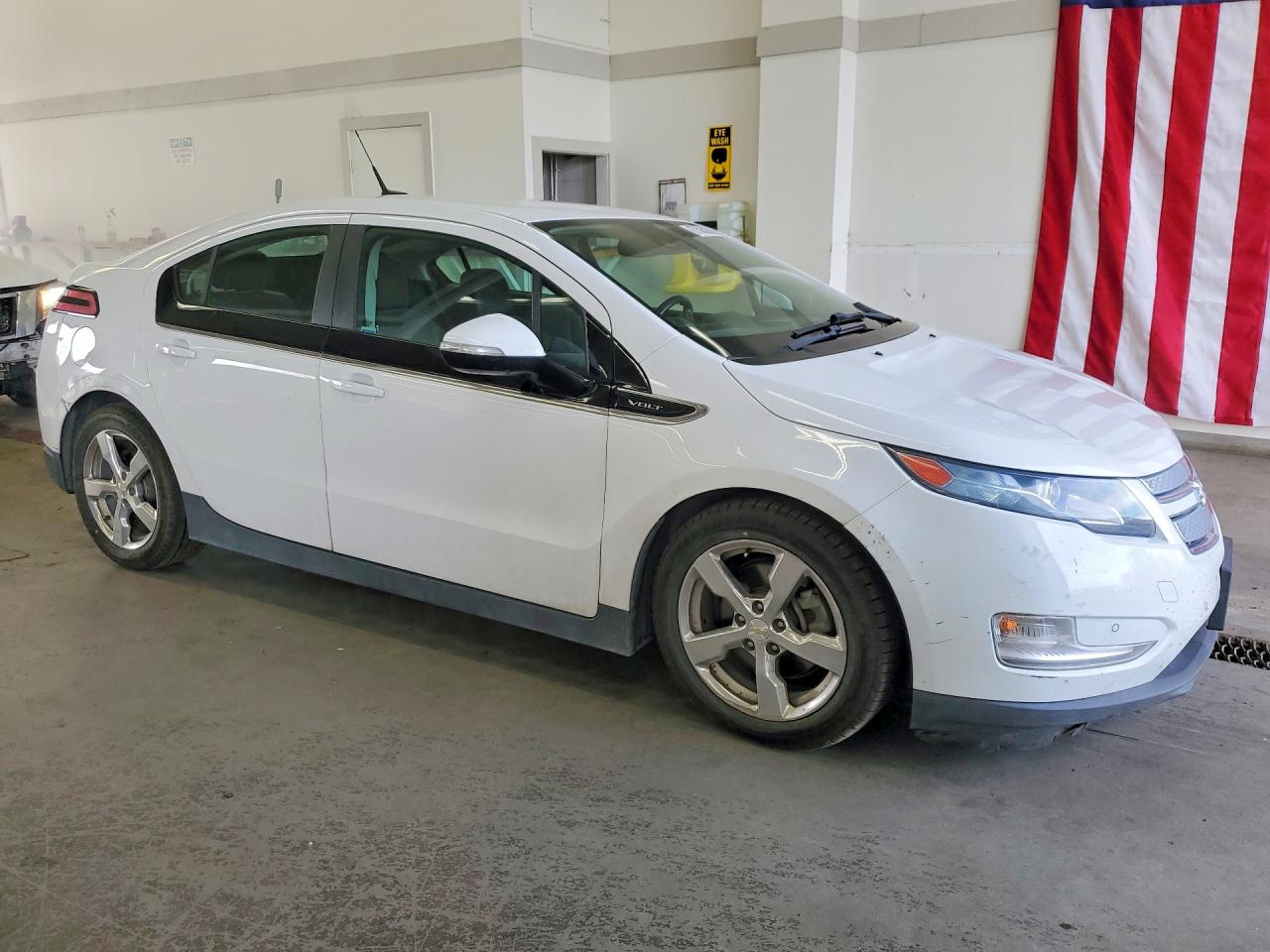 2014 Chevrolet Volt Белый vin: 1G1RD6E45EU128446
