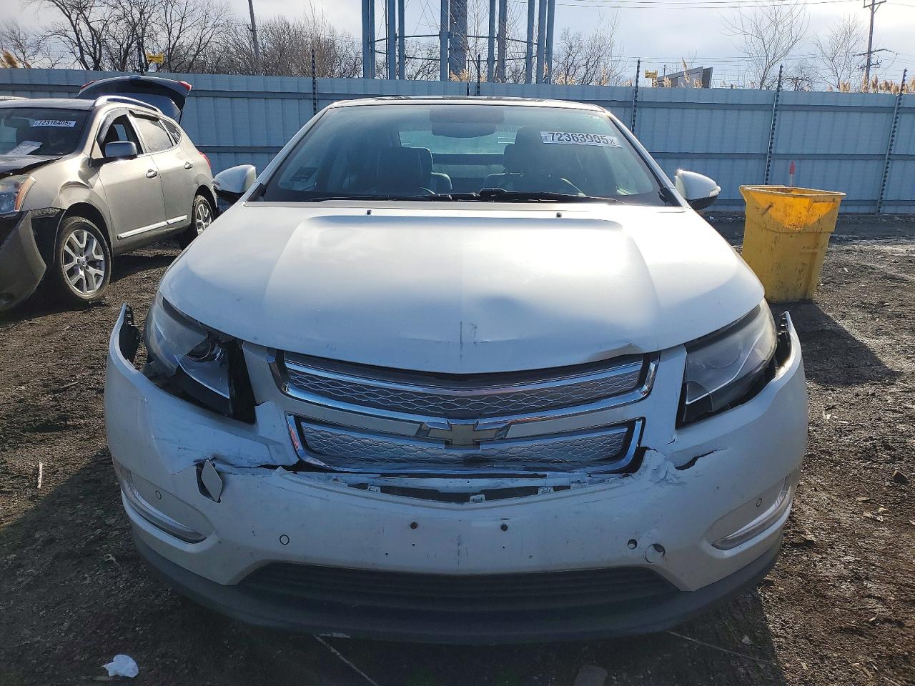 2012 Chev Volt White vin: 1G1RD6E46CU100779