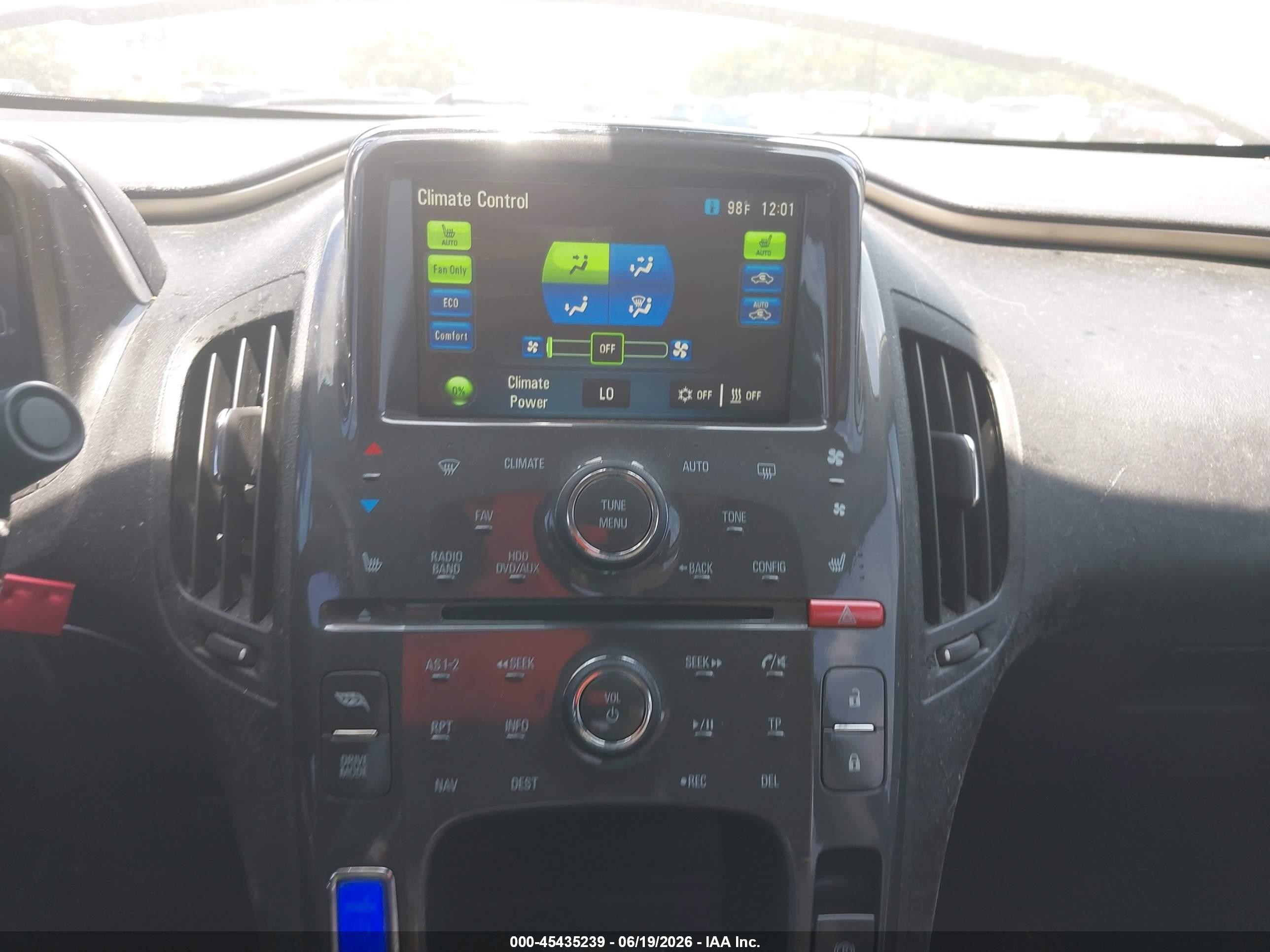 2012 Chevrolet Volt   White vin: 1G1RD6E46CU109563
