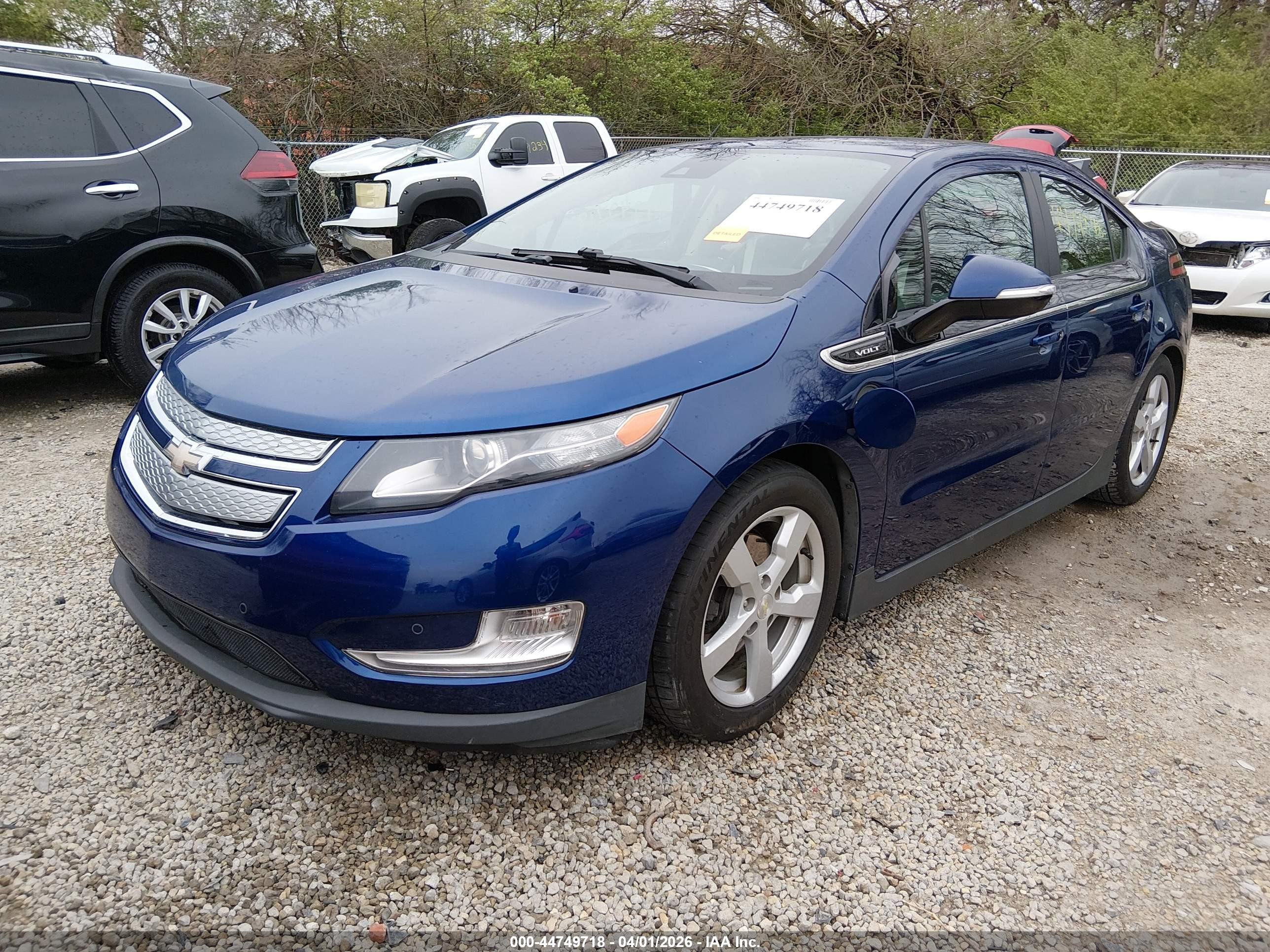2013 Chevrolet Volt   Blue vin: 1G1RD6E46DU109533