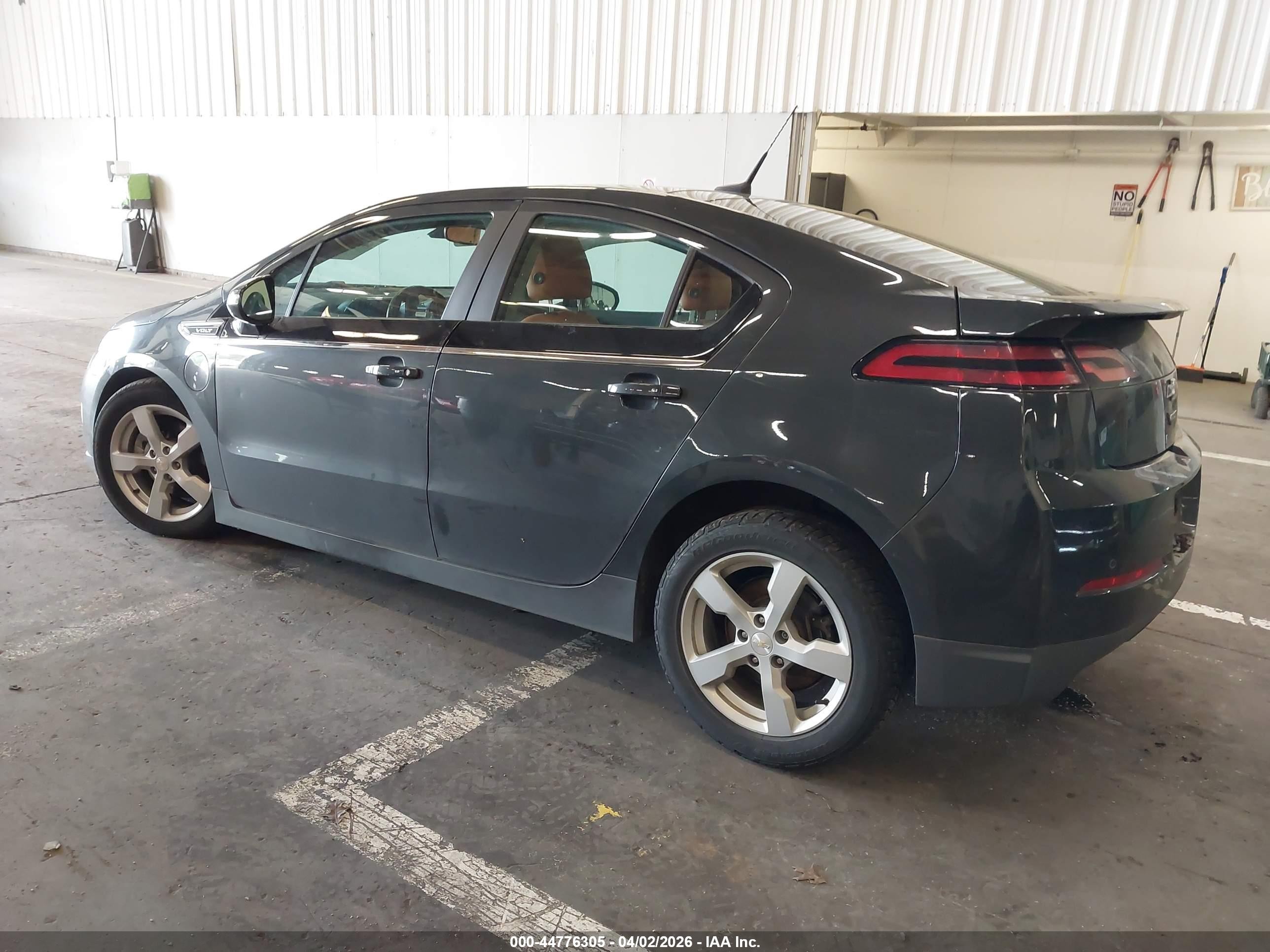 2014 Chevrolet Volt   Черный vin: 1G1RD6E47EU131445