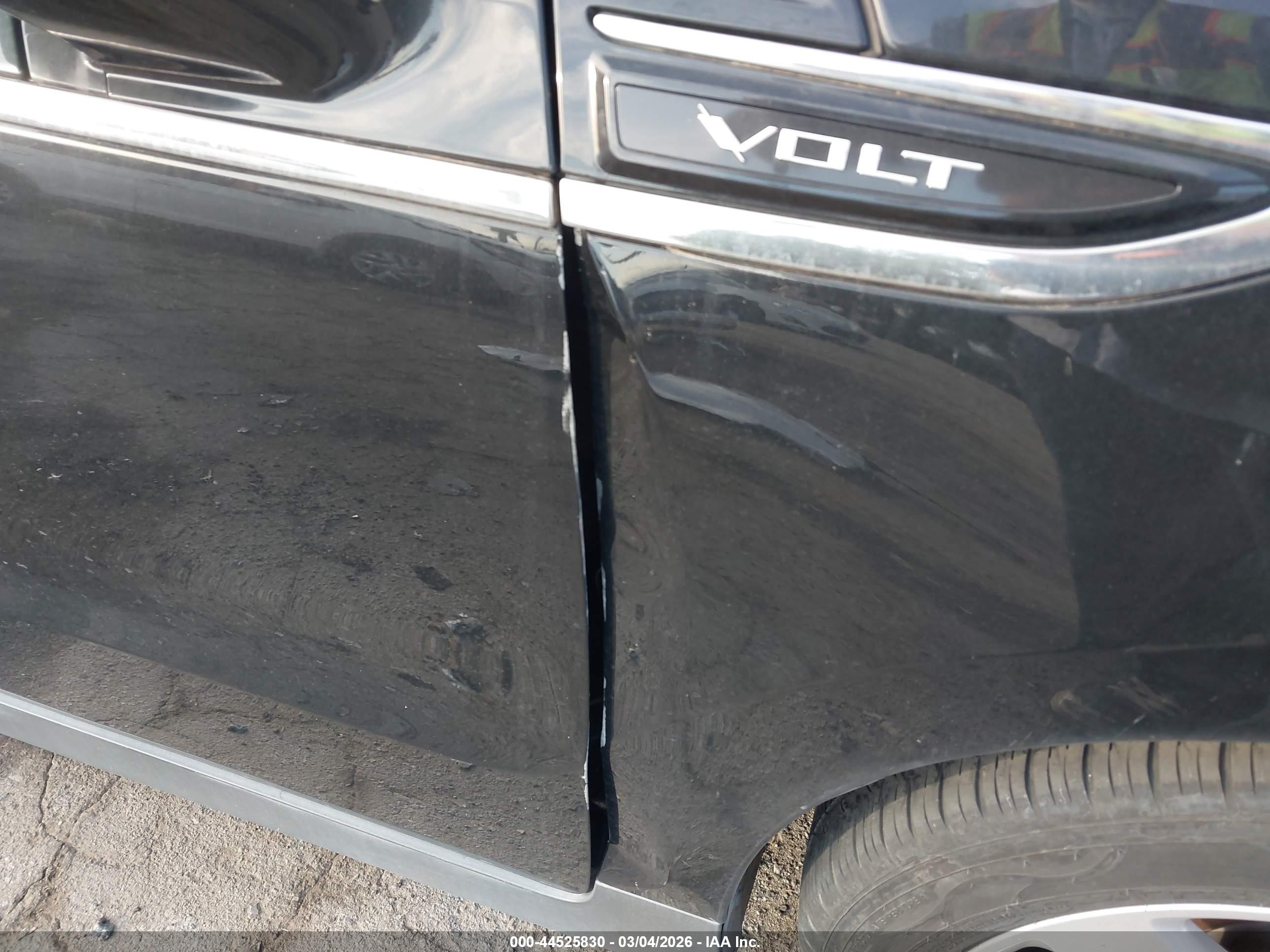 2015 Chevrolet Volt   Black vin: 1G1RD6E47FU141636