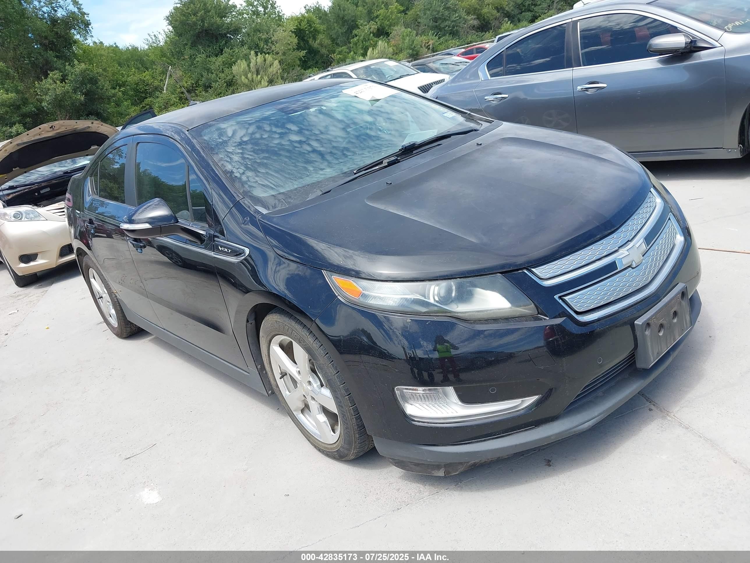 1G1RD6E48CU102355