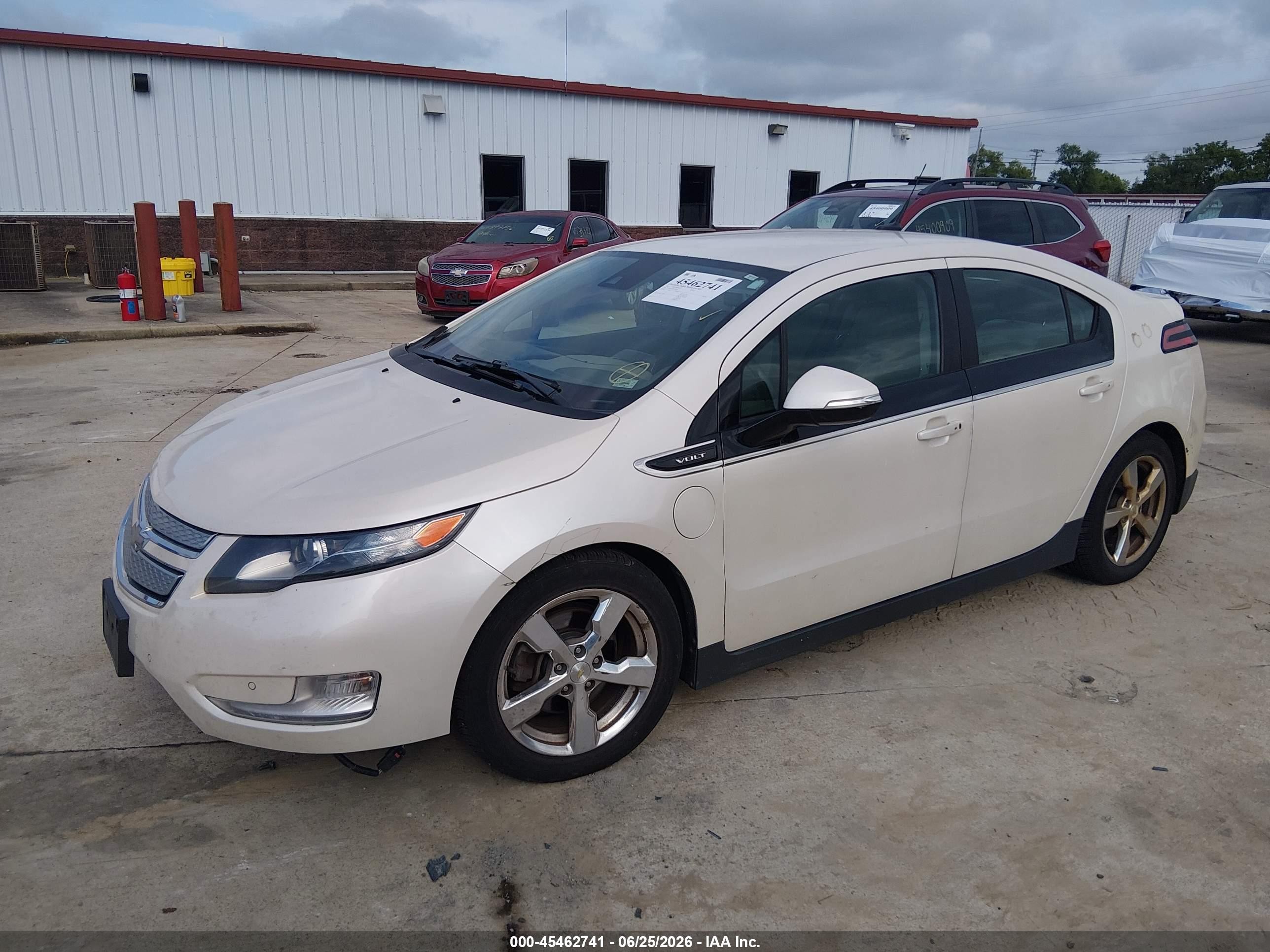 2013 Chevrolet Volt   White vin: 1G1RD6E4XDU149274