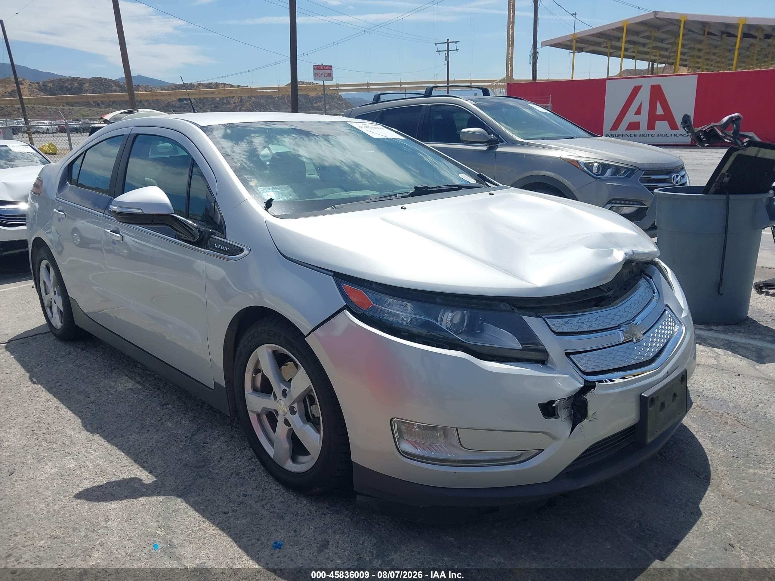 2014 Chevrolet Volt   Silver vin: 1G1RE6E40EU171850
