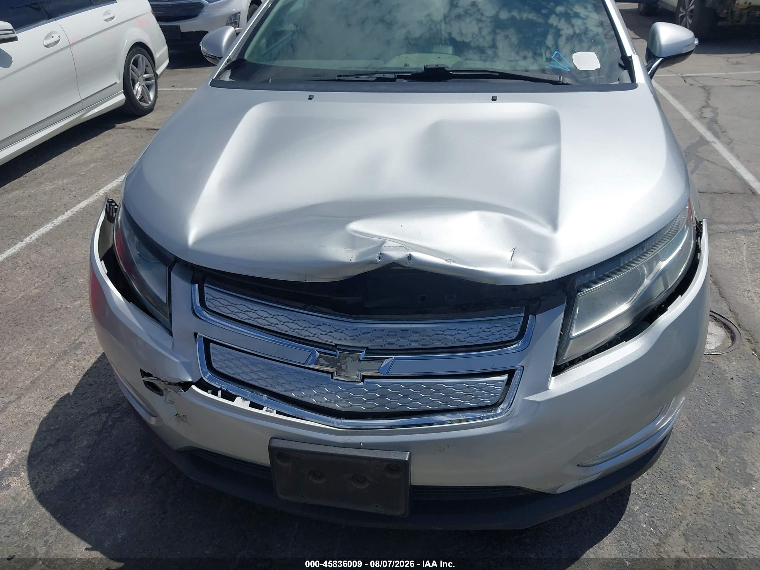2014 Chevrolet Volt   Silver vin: 1G1RE6E40EU171850