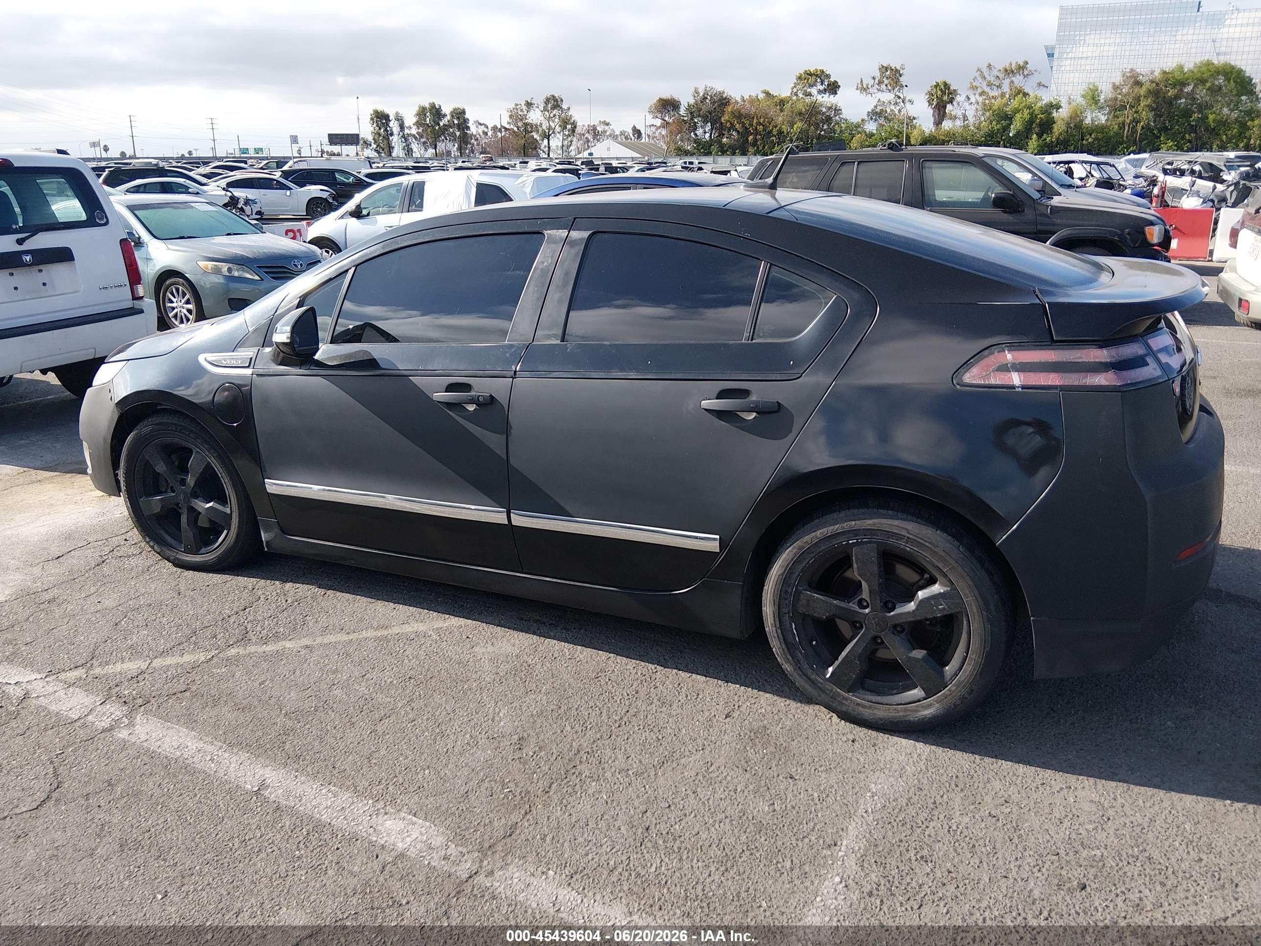 2014 Chevrolet Volt   Black vin: 1G1RE6E40EU173498