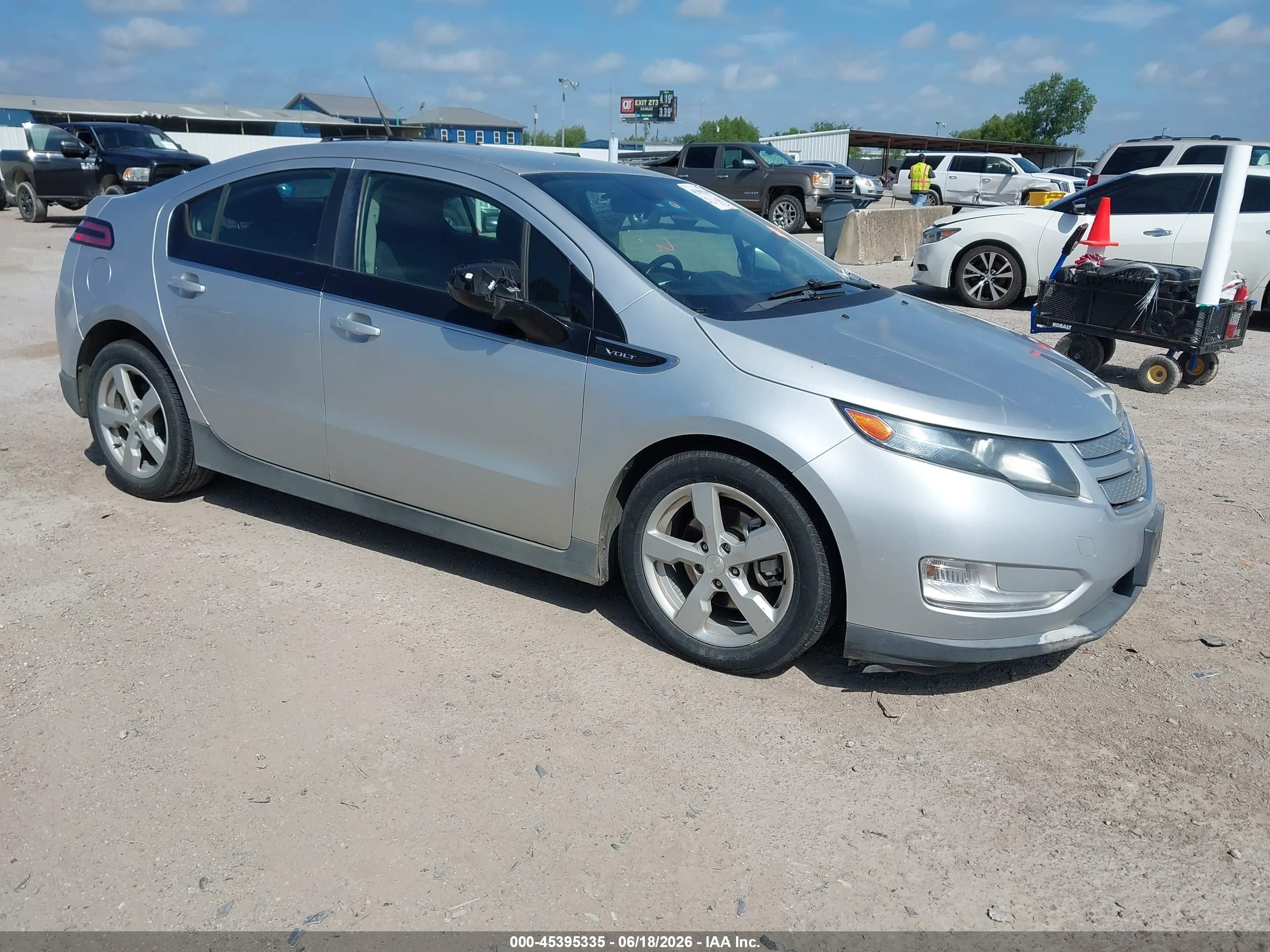 2013 Chevrolet Volt   Silver vin: 1G1RE6E44DU111603