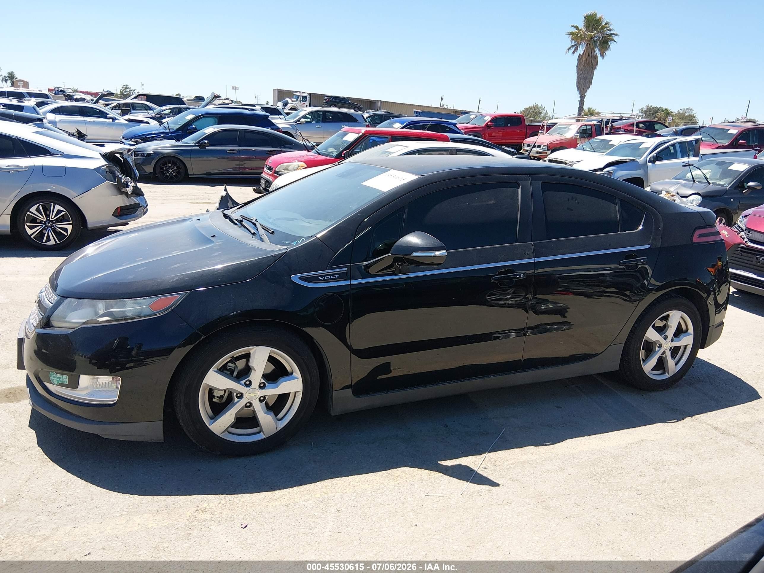 2014 Chevrolet Volt   Black vin: 1G1RE6E44EU123025