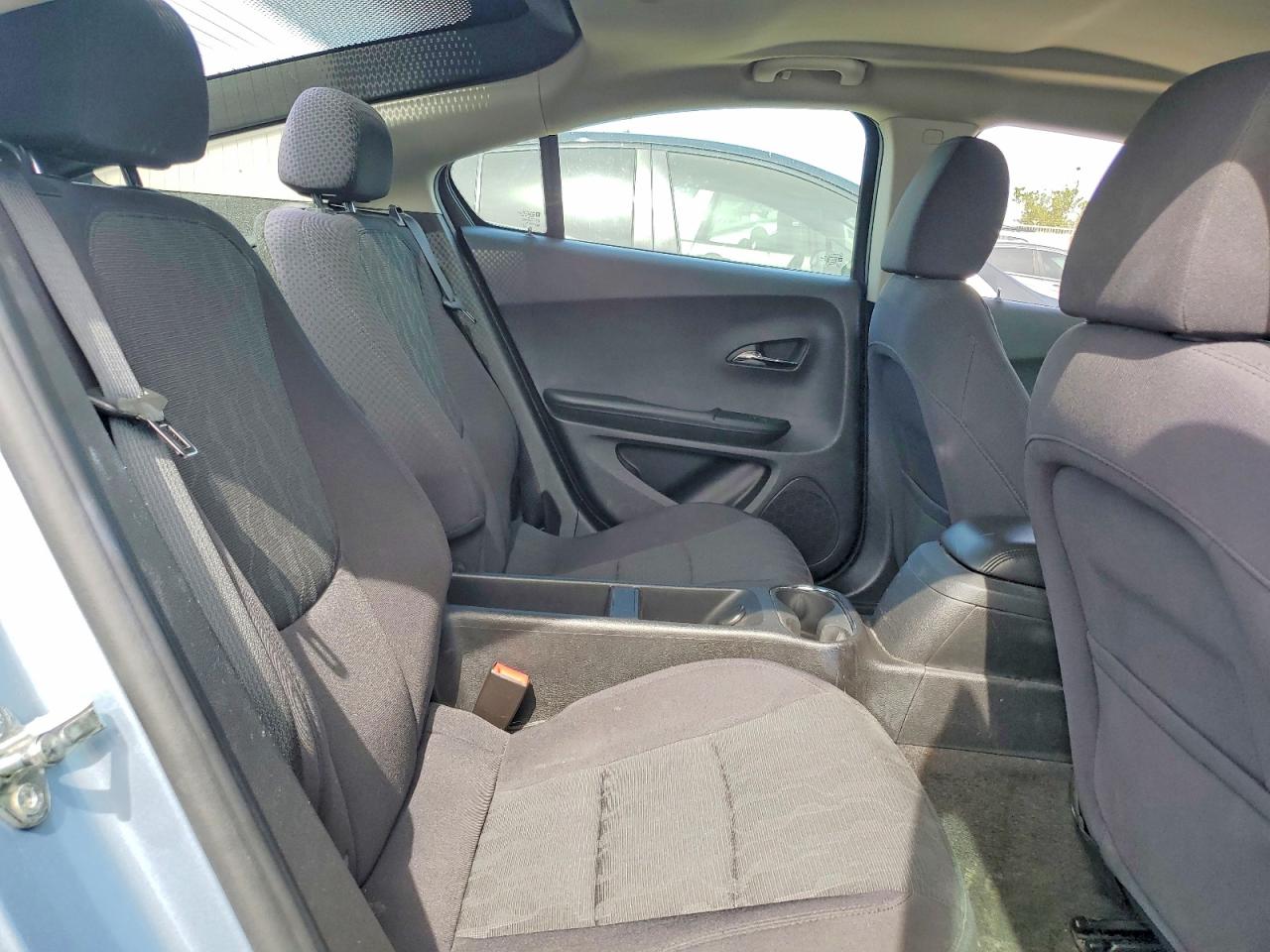 2014 Chev Volt Blue vin: 1G1RE6E44EU143937