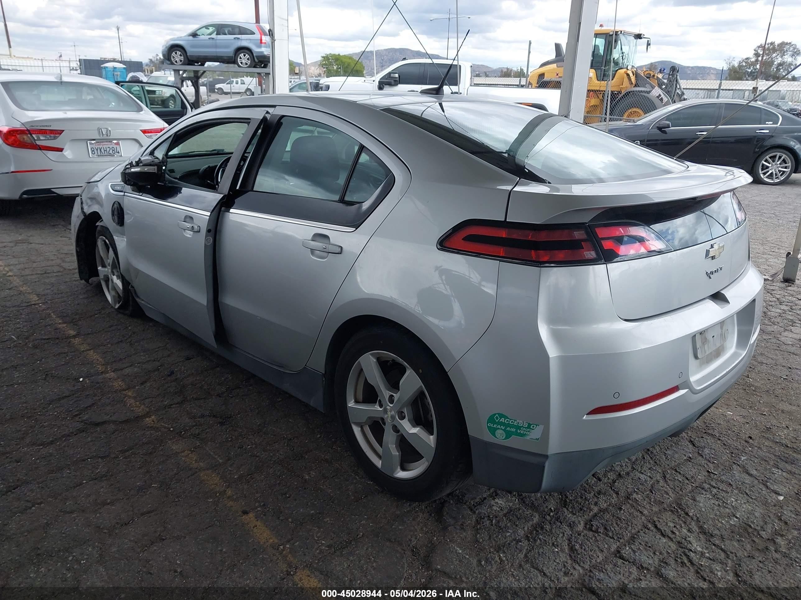 2014 Chevrolet Volt   Silver vin: 1G1RE6E45EU150721