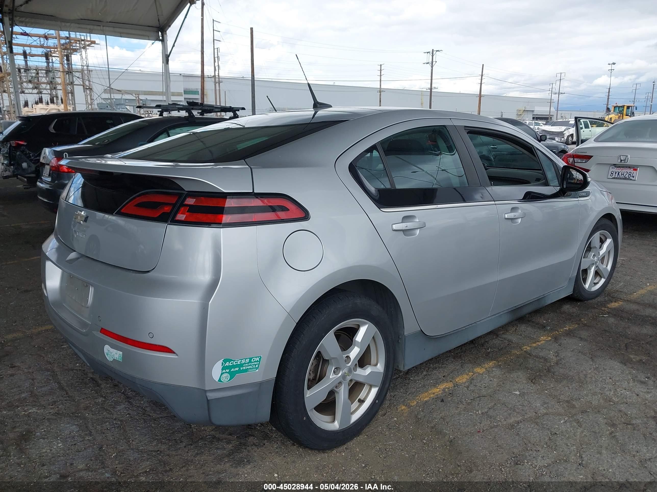 2014 Chevrolet Volt   Silver vin: 1G1RE6E45EU150721