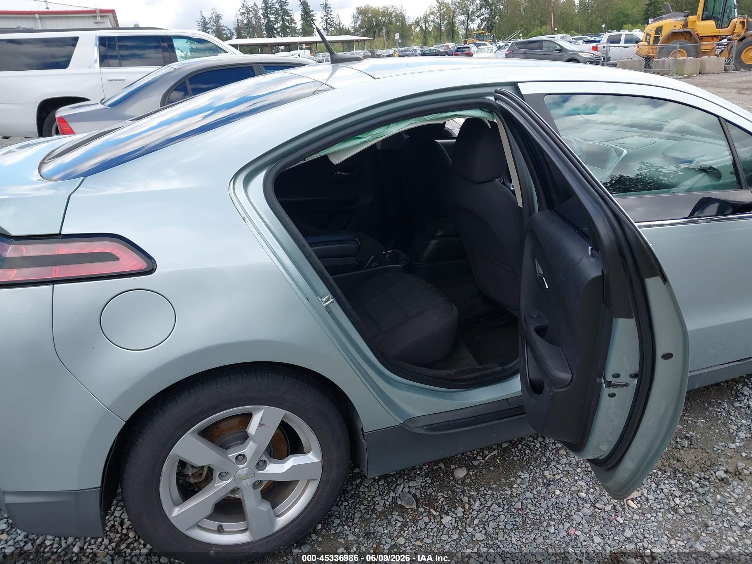 2013 Chevrolet Volt   Gray vin: 1G1RE6E48DU102595