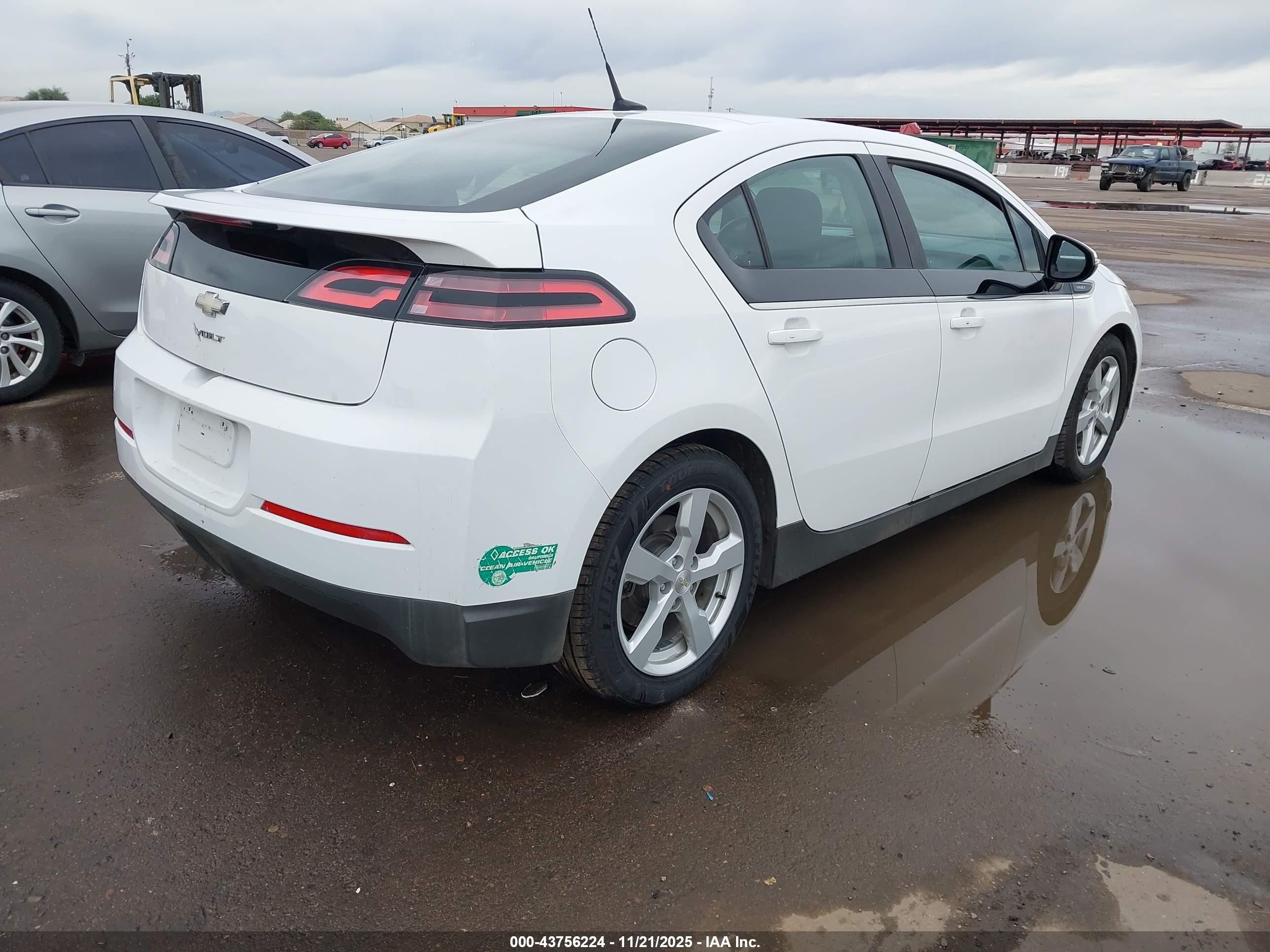 2014 Chevrolet Volt White vin: 1G1RE6E48EU142922