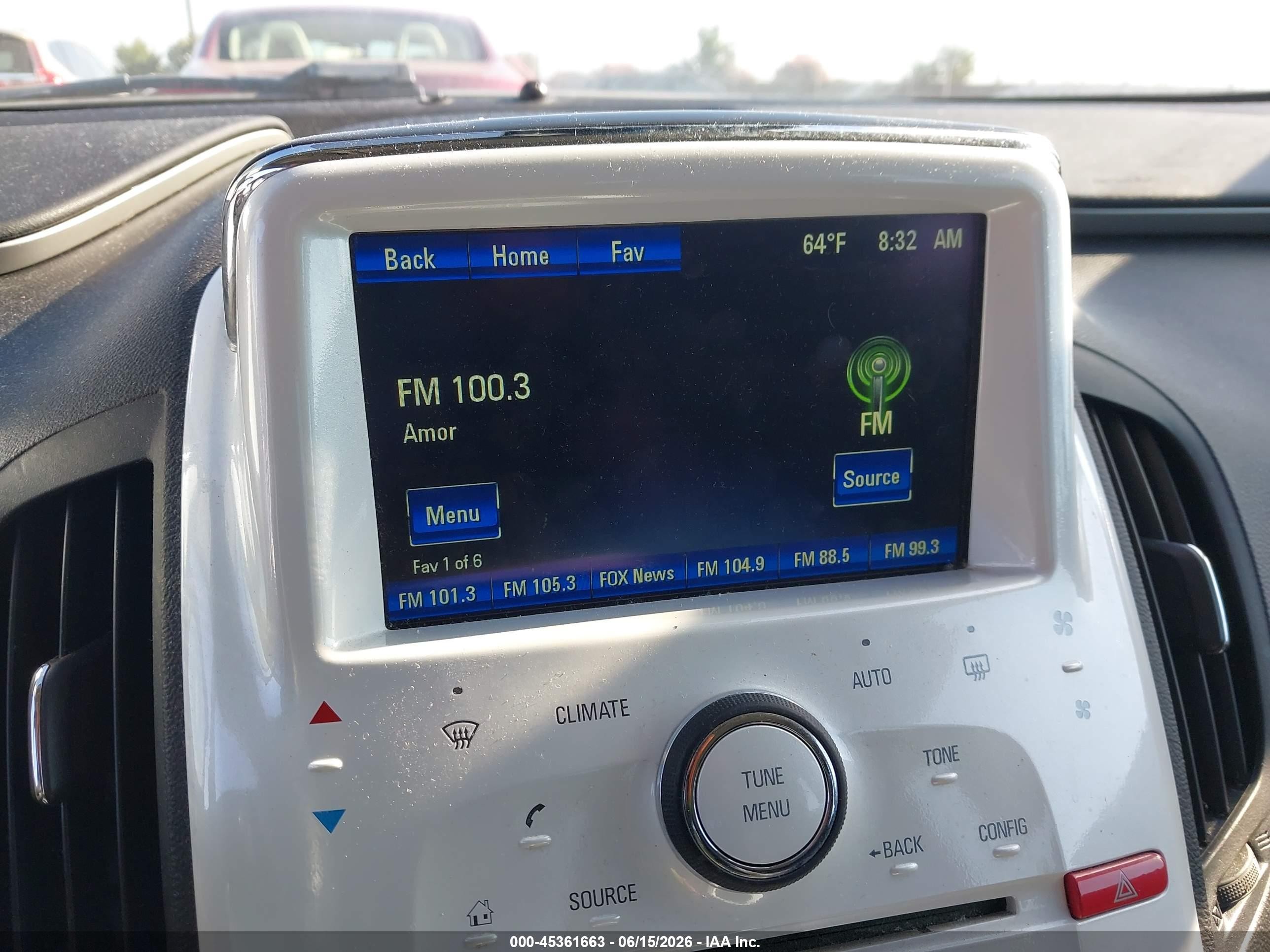 2013 Chevrolet Volt   White vin: 1G1RE6E49DU113010