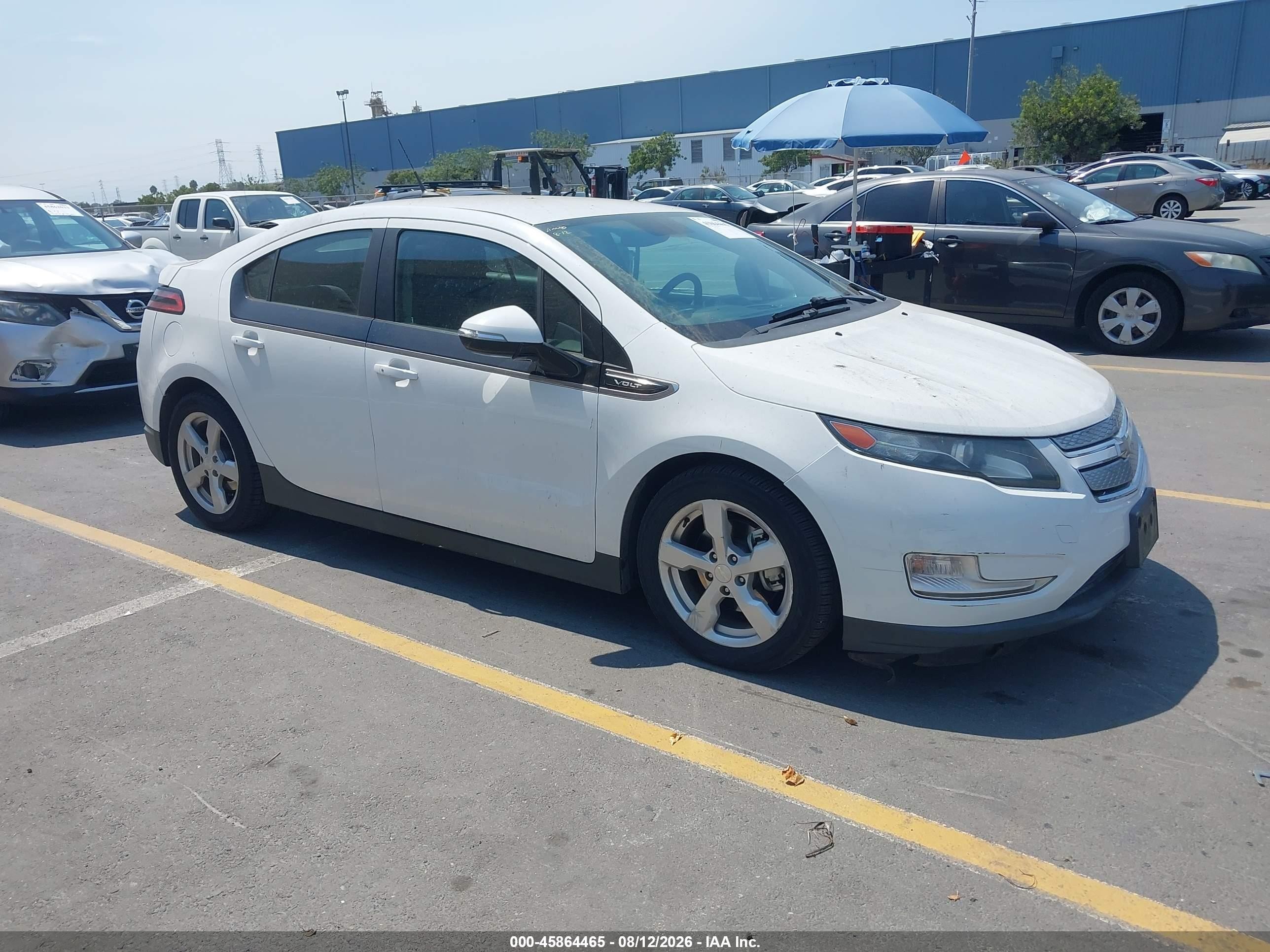 2013 Chevrolet Volt   White vin: 1G1RE6E4XDU122007