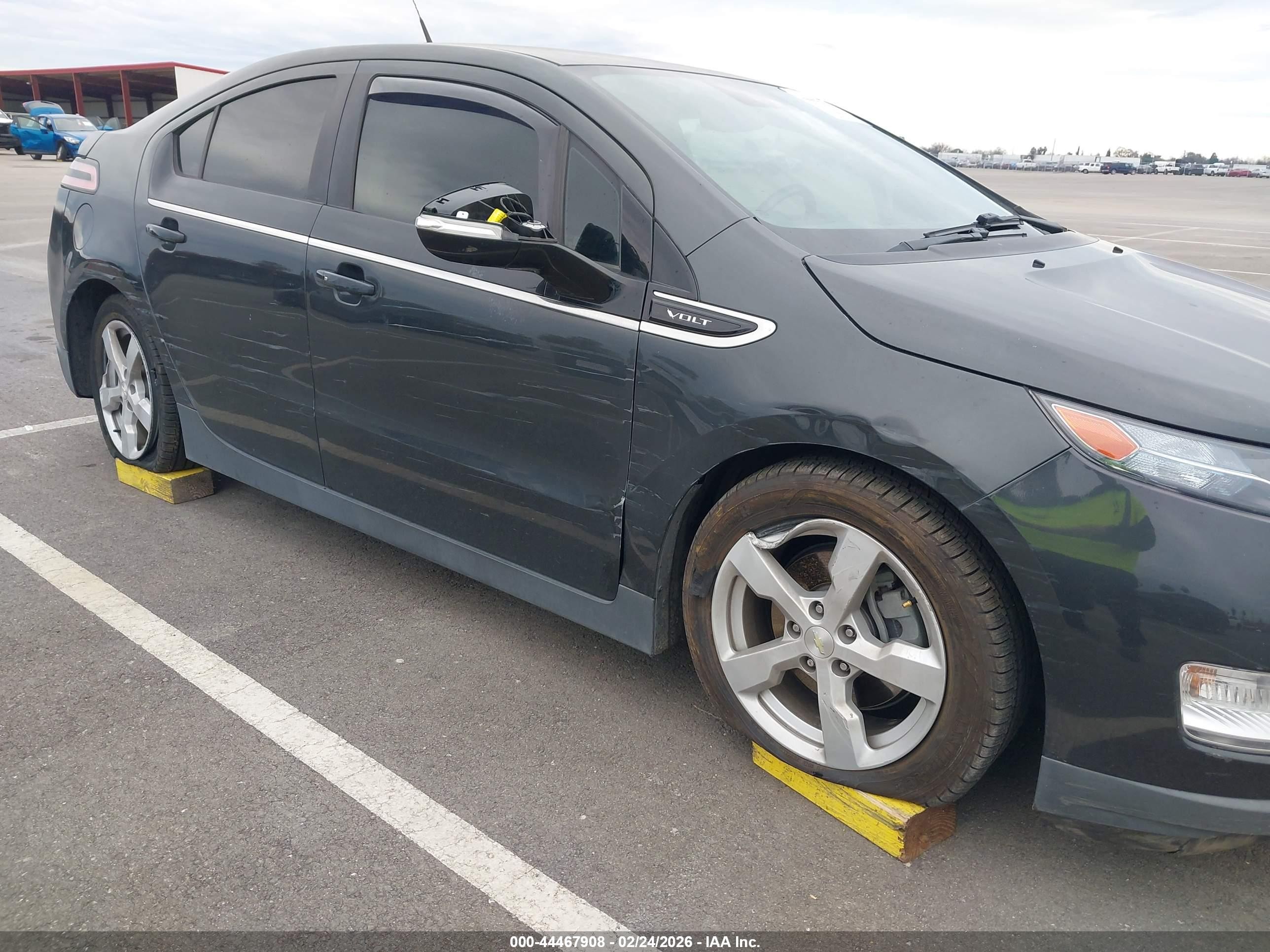 2014 Chevrolet Volt   Black vin: 1G1RE6E4XEU154683