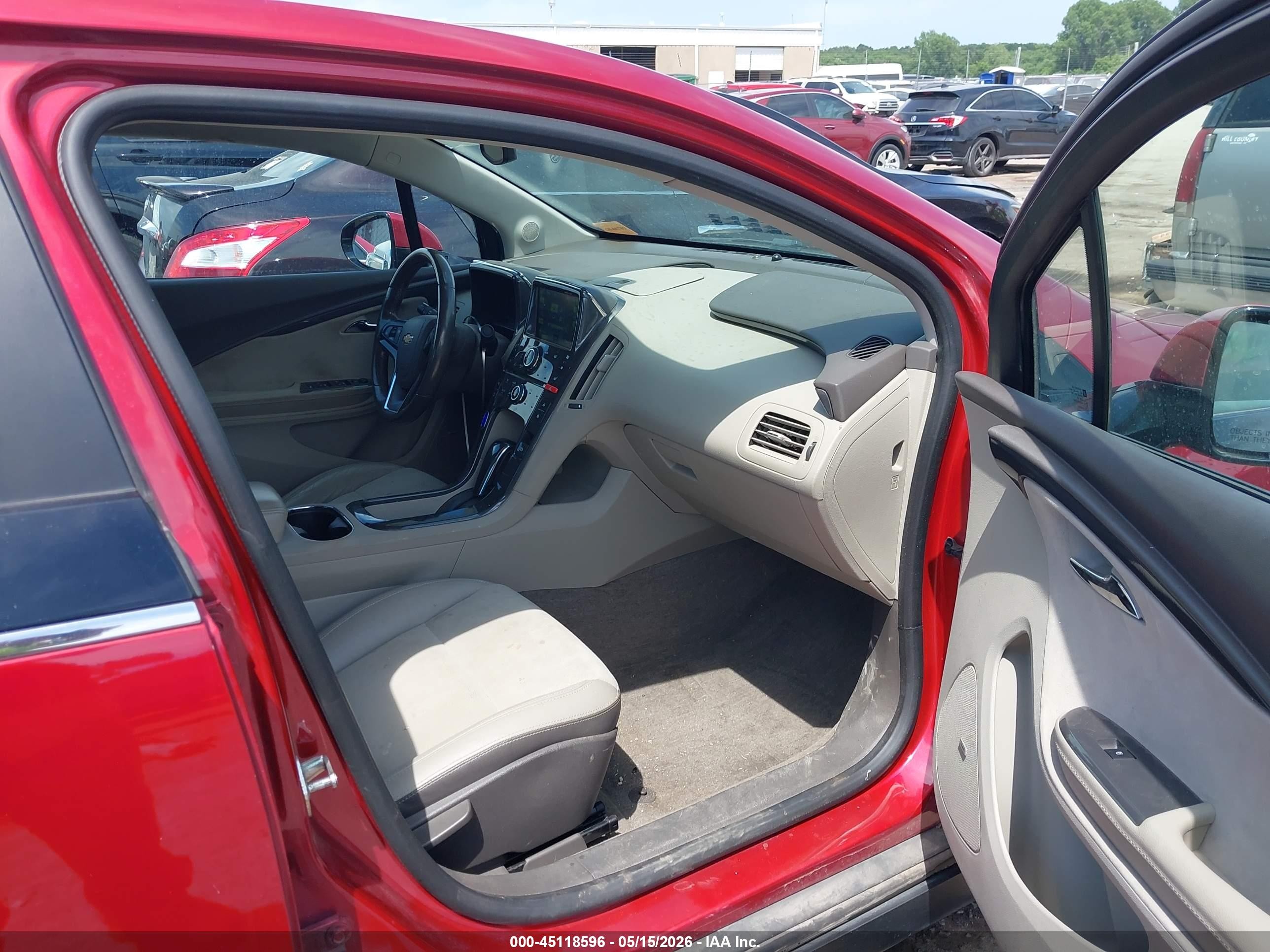 2014 Chevrolet Volt   Red vin: 1G1RF6E40EU114531