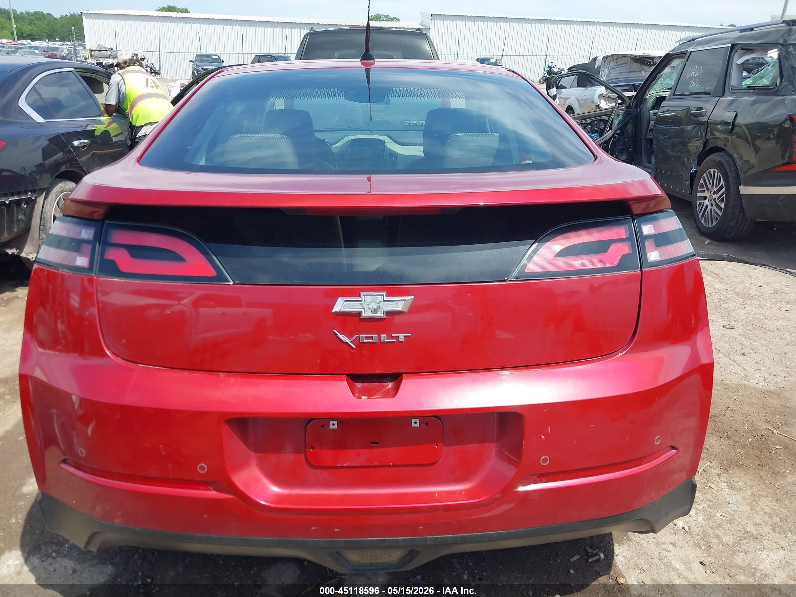 2014 Chevrolet Volt   Red vin: 1G1RF6E40EU114531